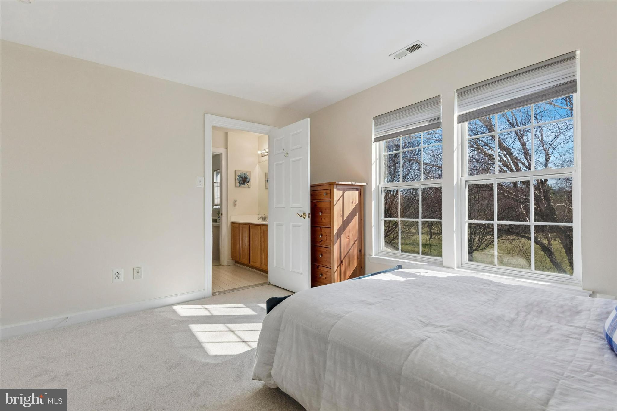 EQUESTRIAN COURT - Residential