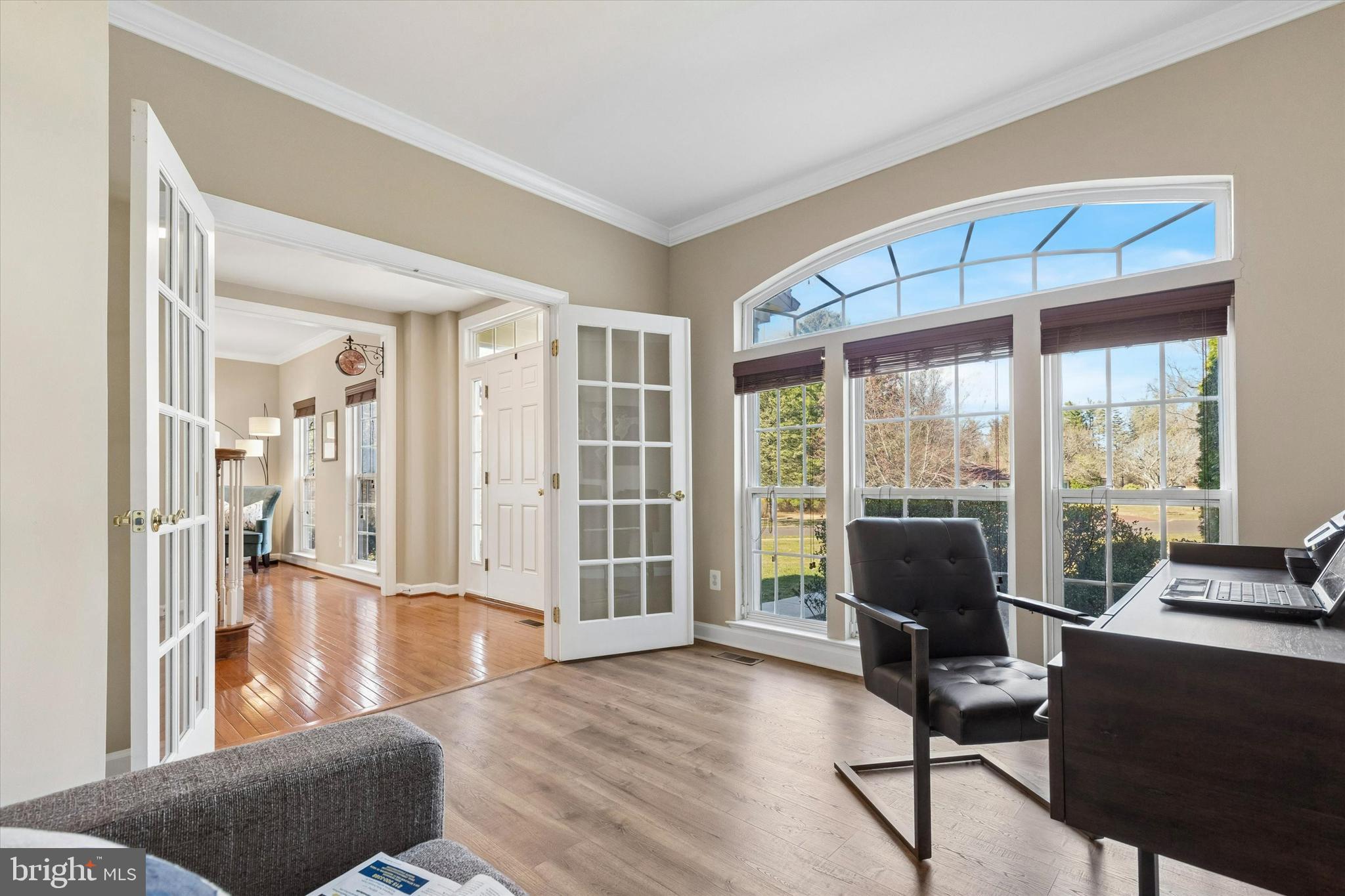 EQUESTRIAN COURT - Residential