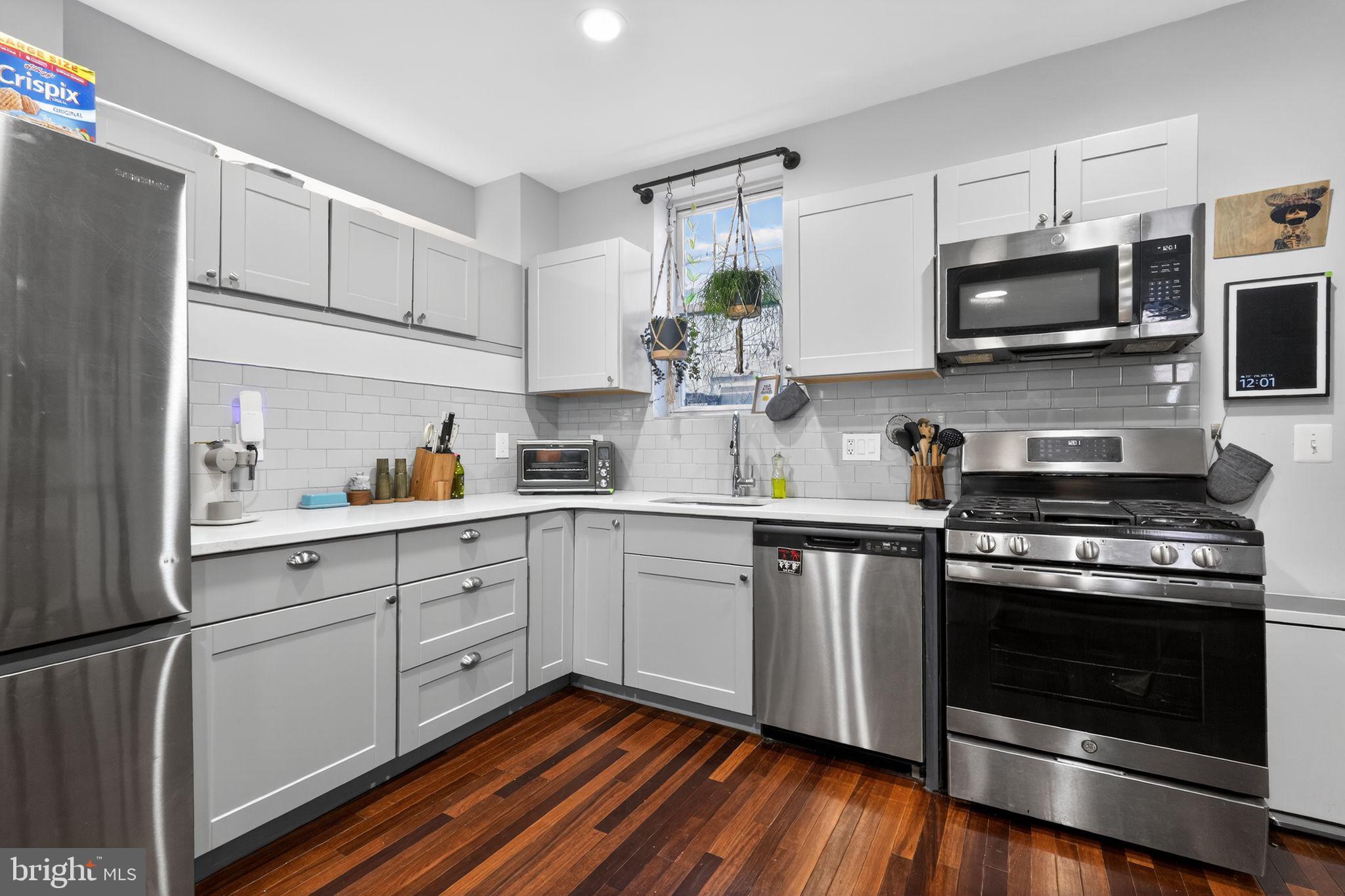 GRADUATE HOSPITAL - Residential