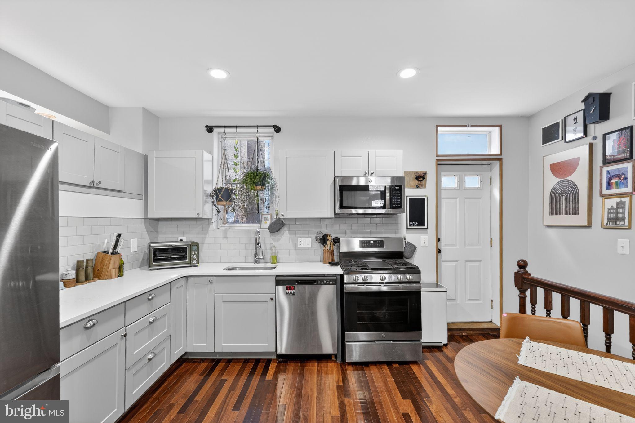 GRADUATE HOSPITAL - Residential