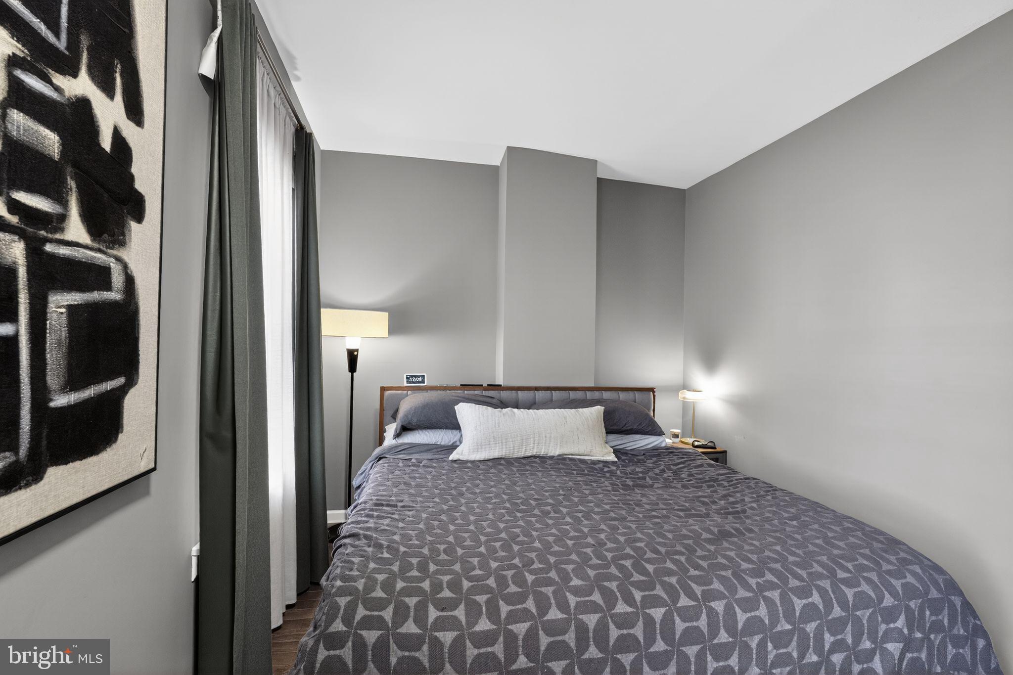 GRADUATE HOSPITAL - Residential