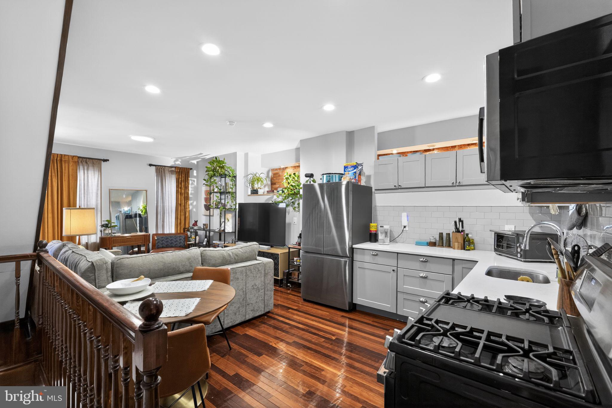 GRADUATE HOSPITAL - Residential