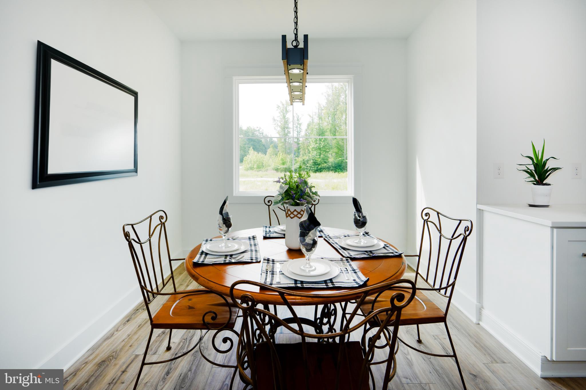 NOAH'S LANDING - Residential