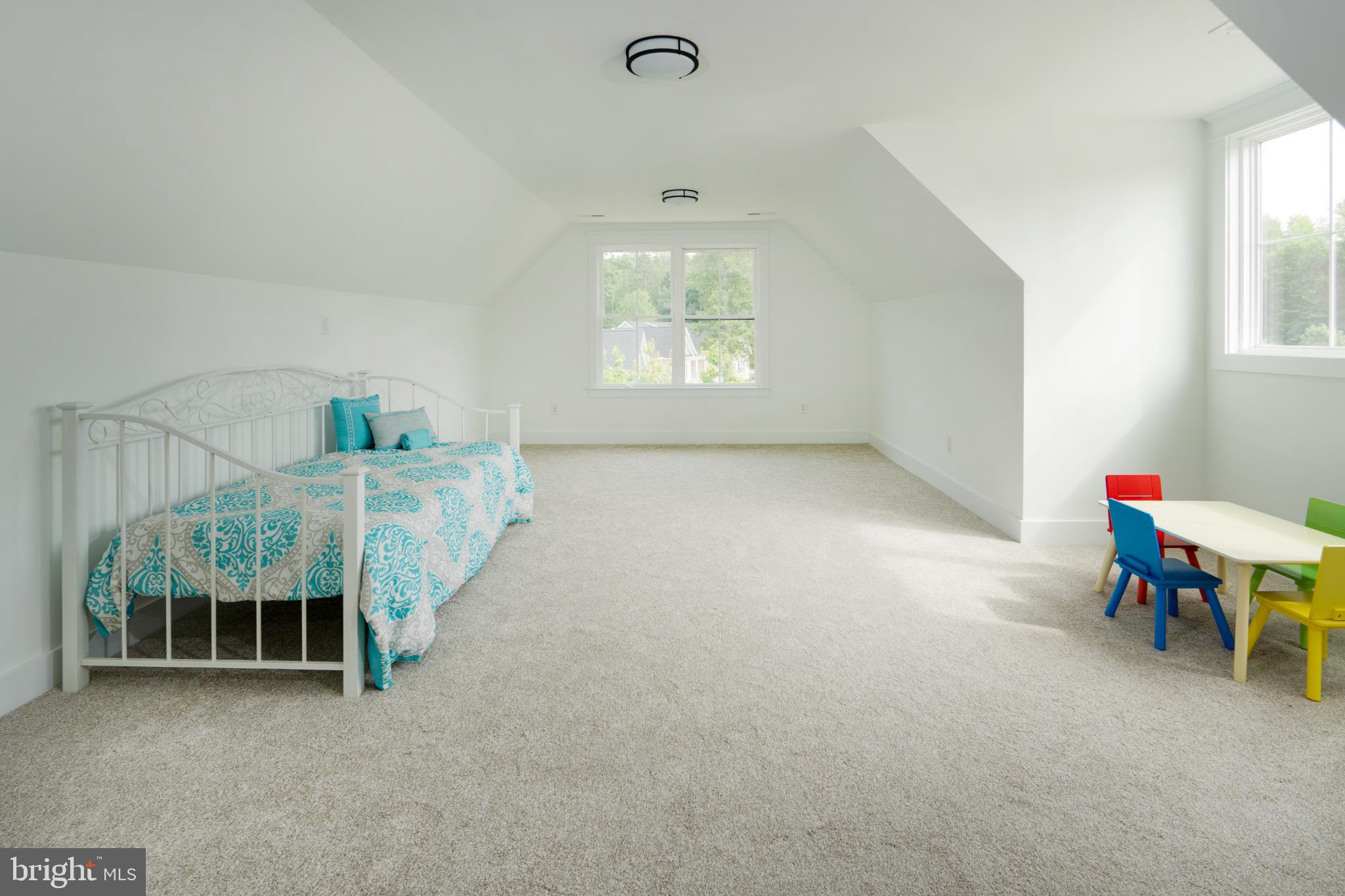 NOAH'S LANDING - Residential