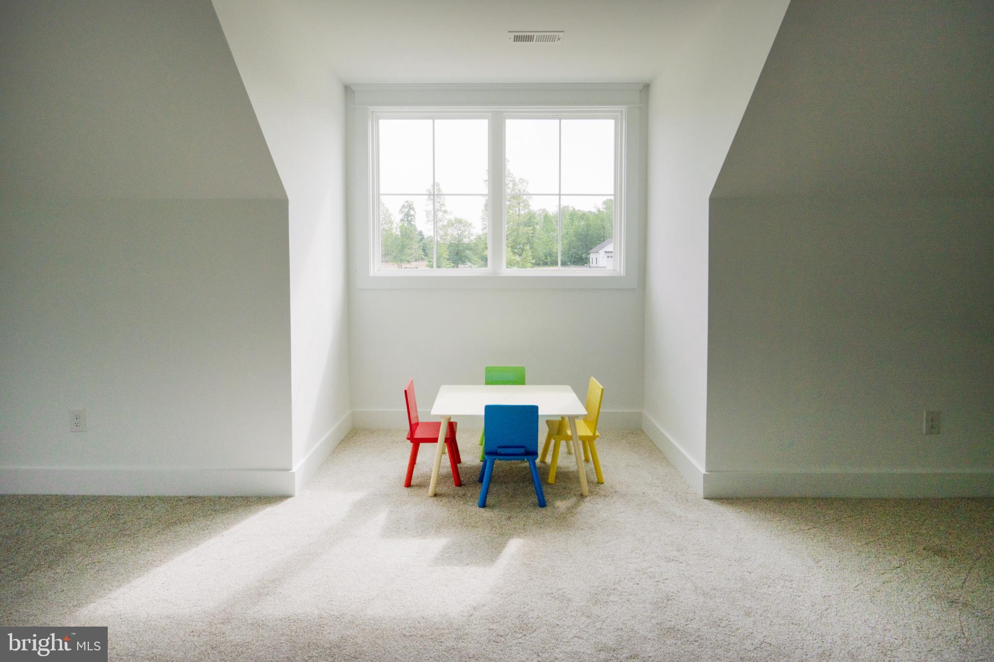 NOAH'S LANDING - Residential