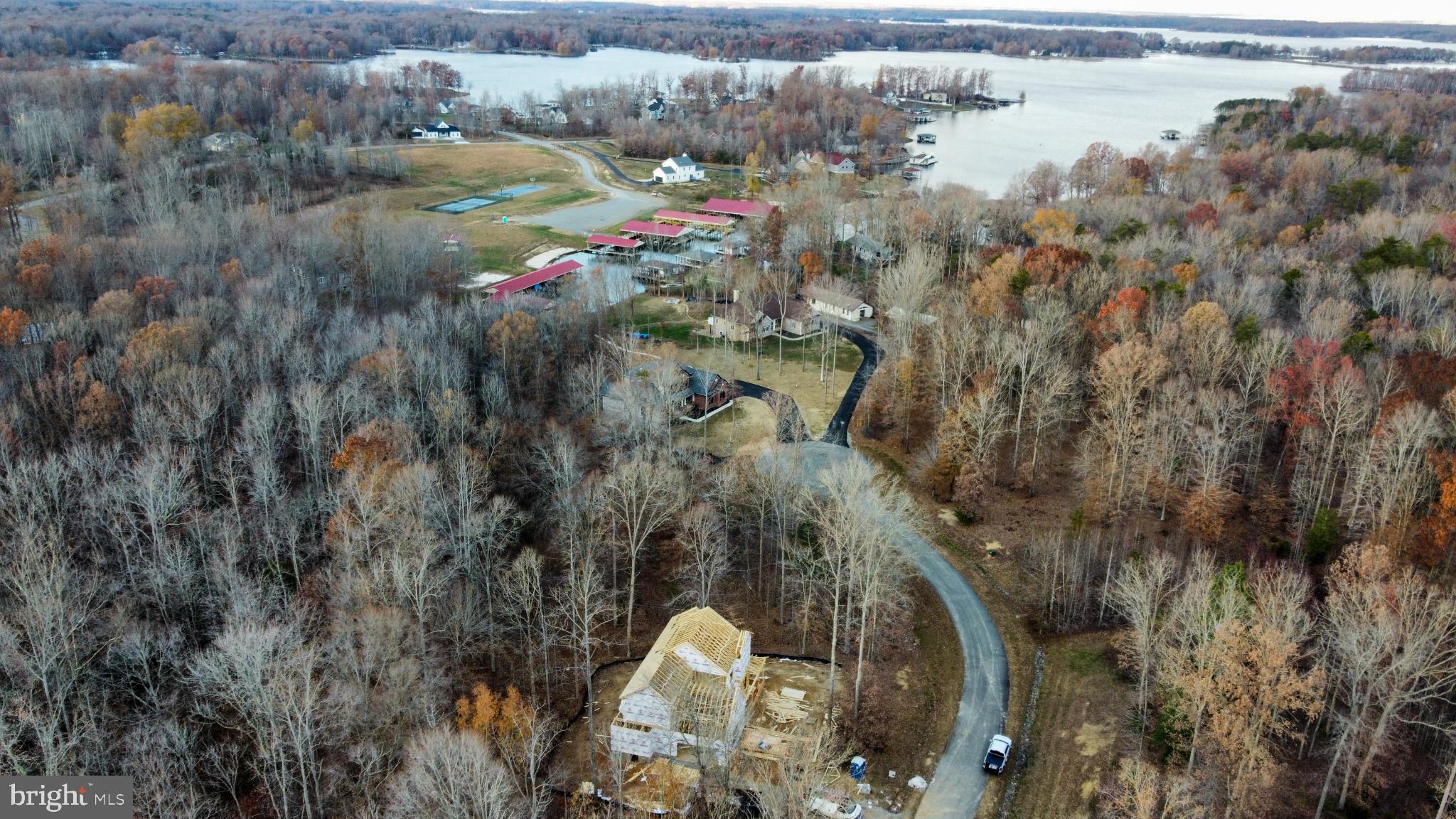 NOAH'S LANDING - Residential