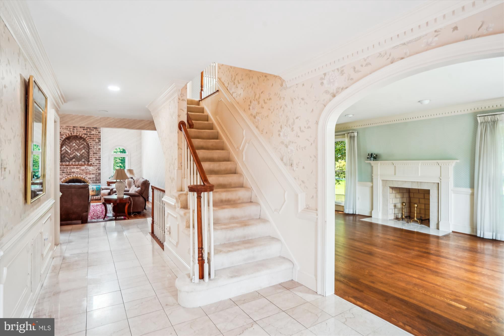 16429 EQUESTRIAN LANE