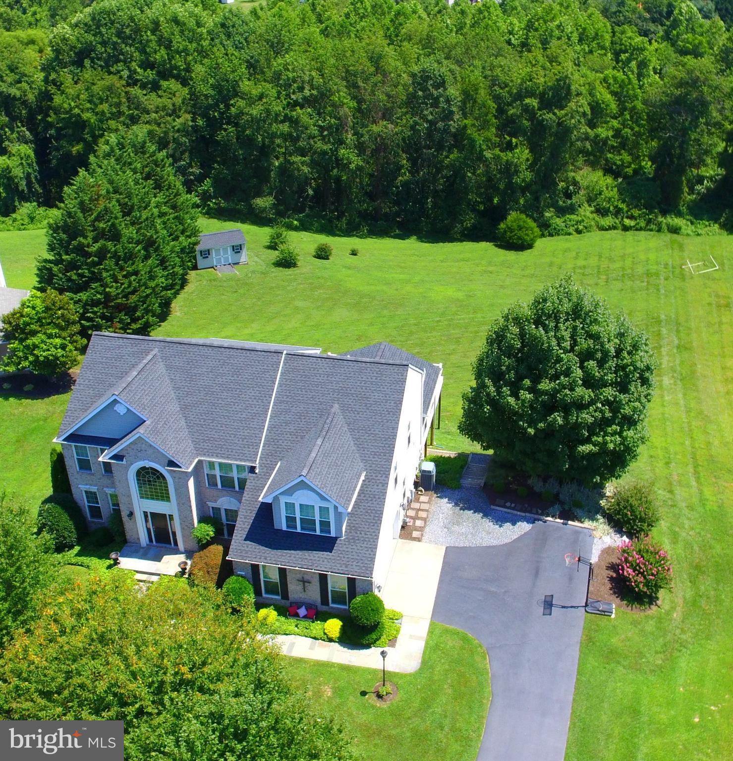 MAXA MEADOWS - Residential