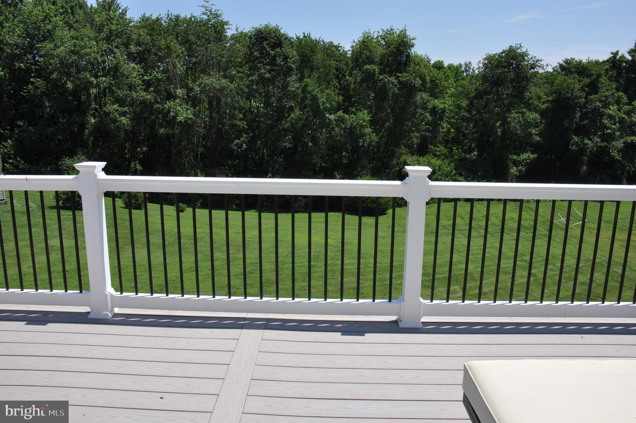 MAXA MEADOWS - Residential