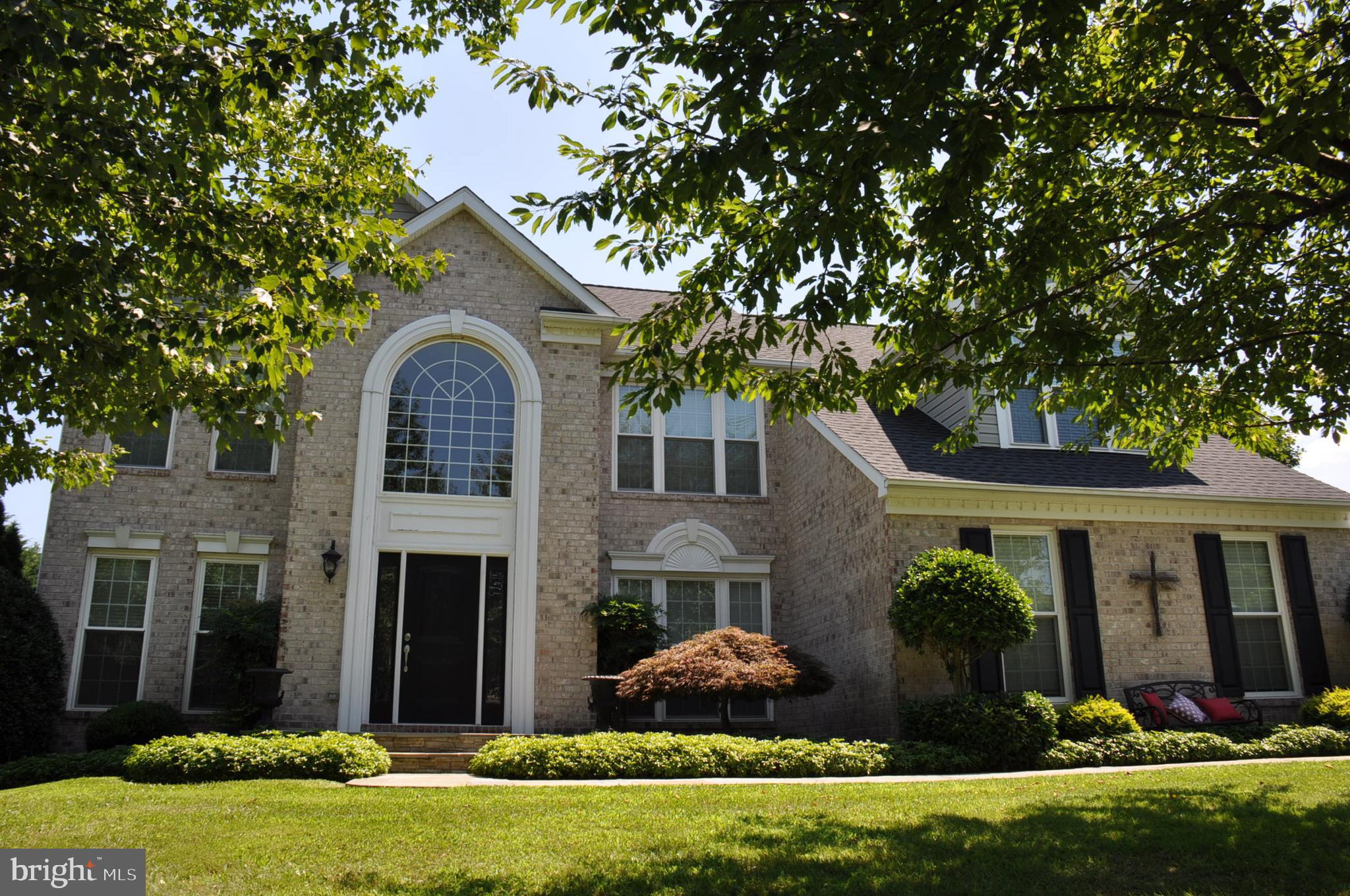 MAXA MEADOWS - Residential