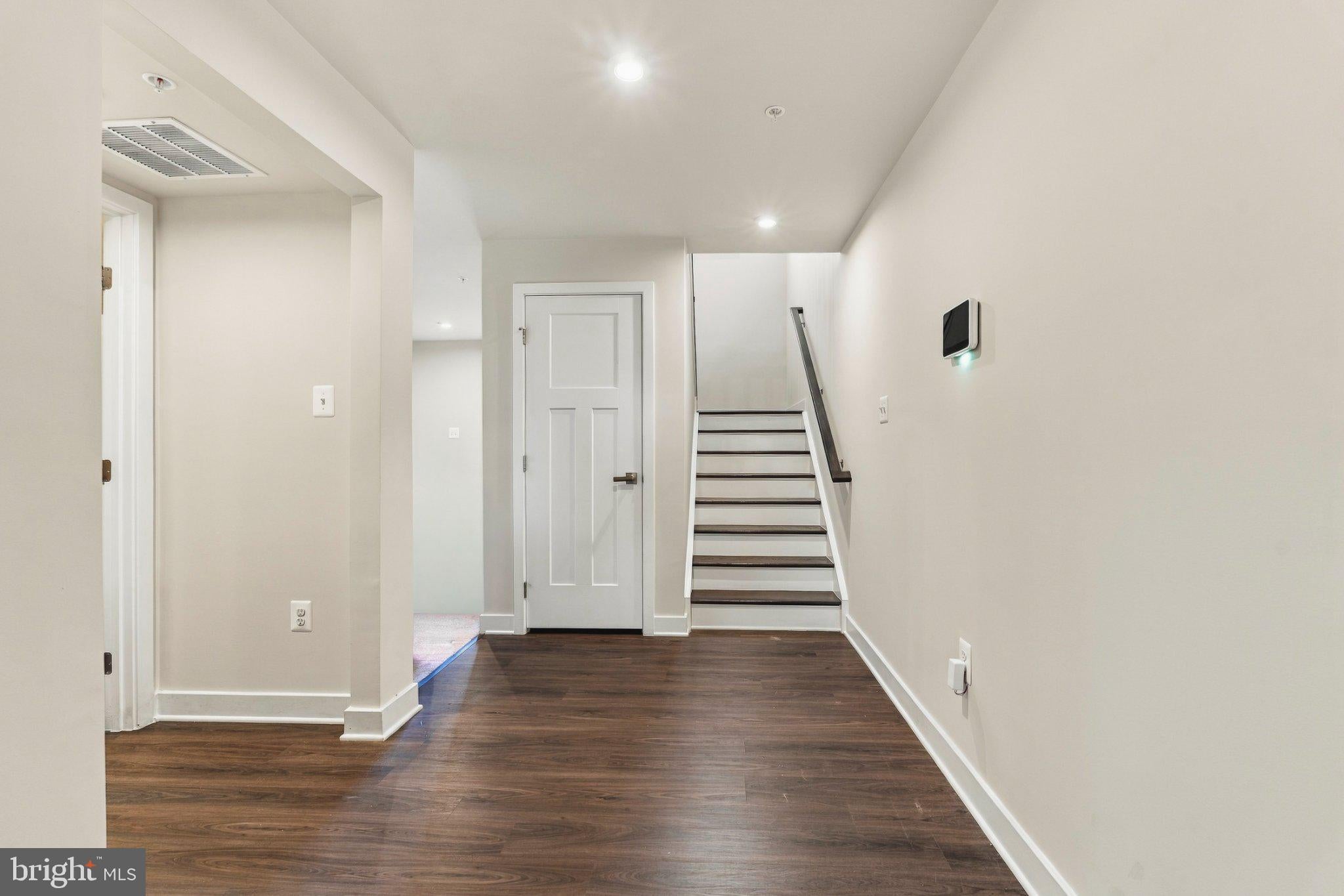 7816 MINE RUN ROAD