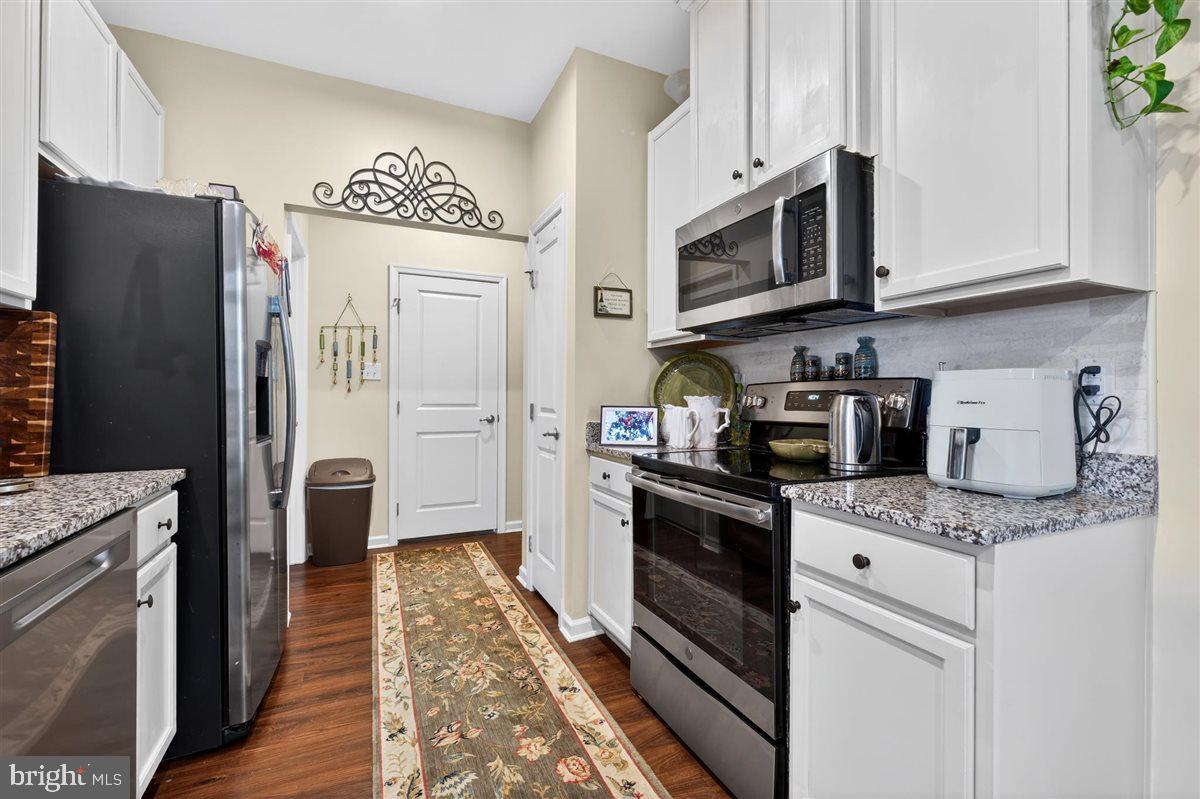 HOMESTEAD - Residential