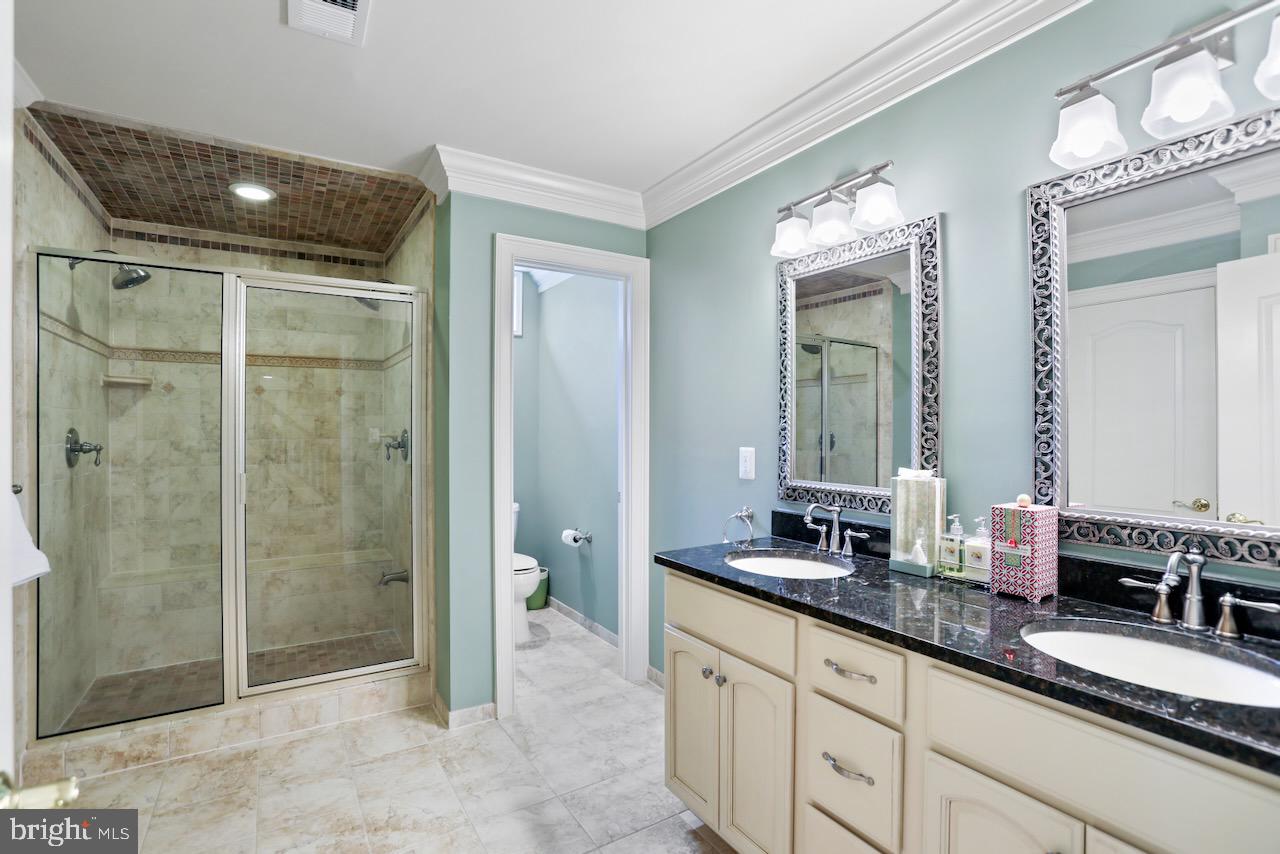 LOUDOUN VALLEY ESTATES - Residential