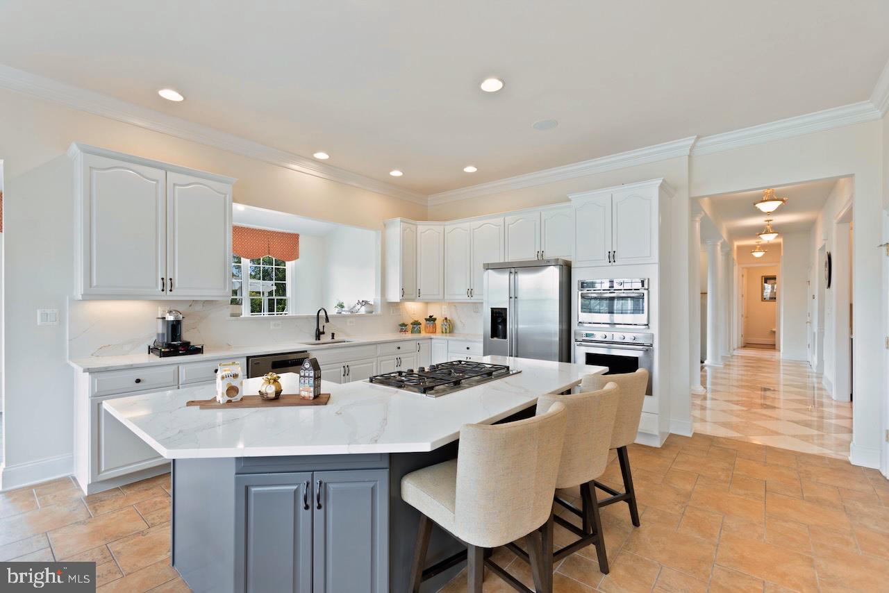 LOUDOUN VALLEY ESTATES - Residential