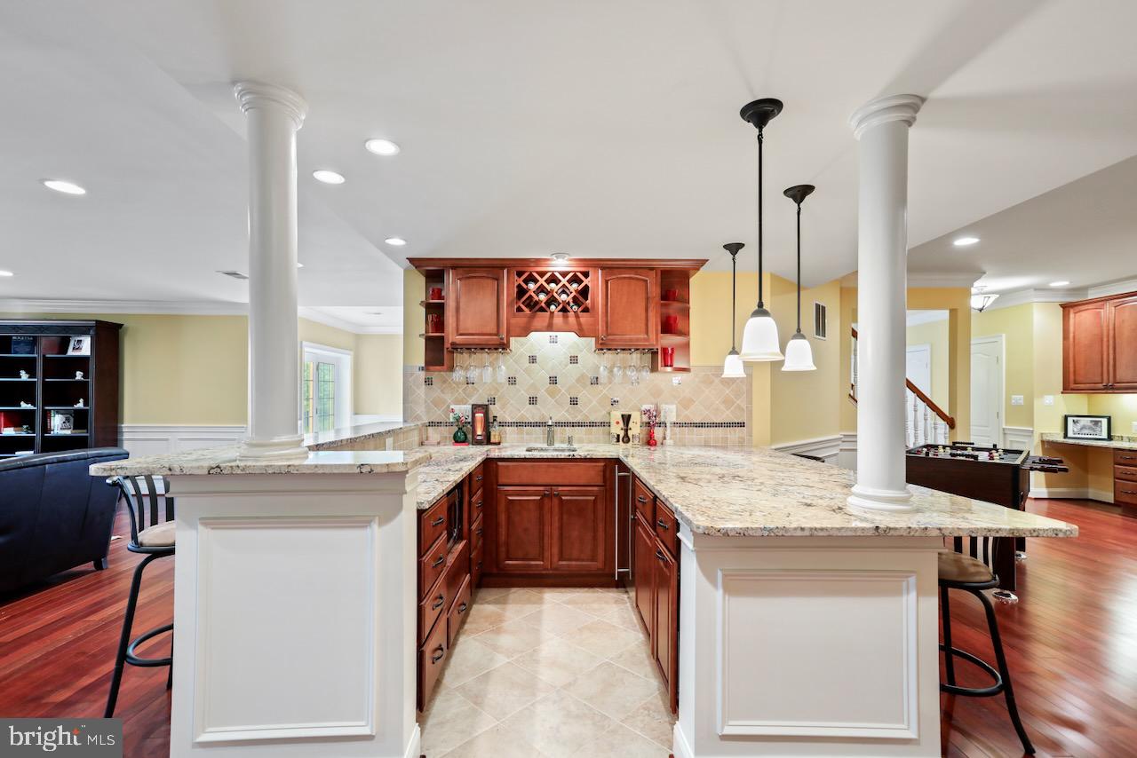 LOUDOUN VALLEY ESTATES - Residential