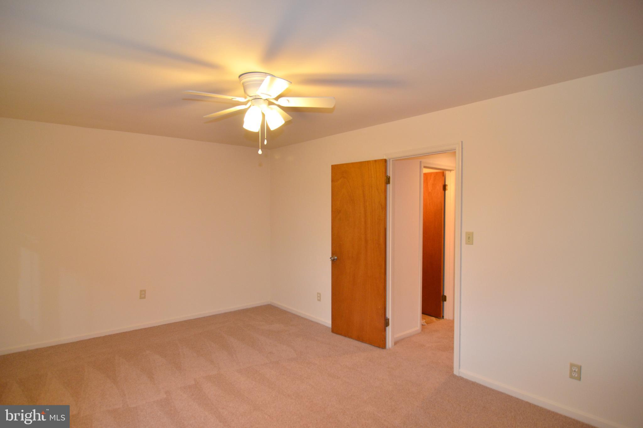 SPRING VALLEY - Residential Lease