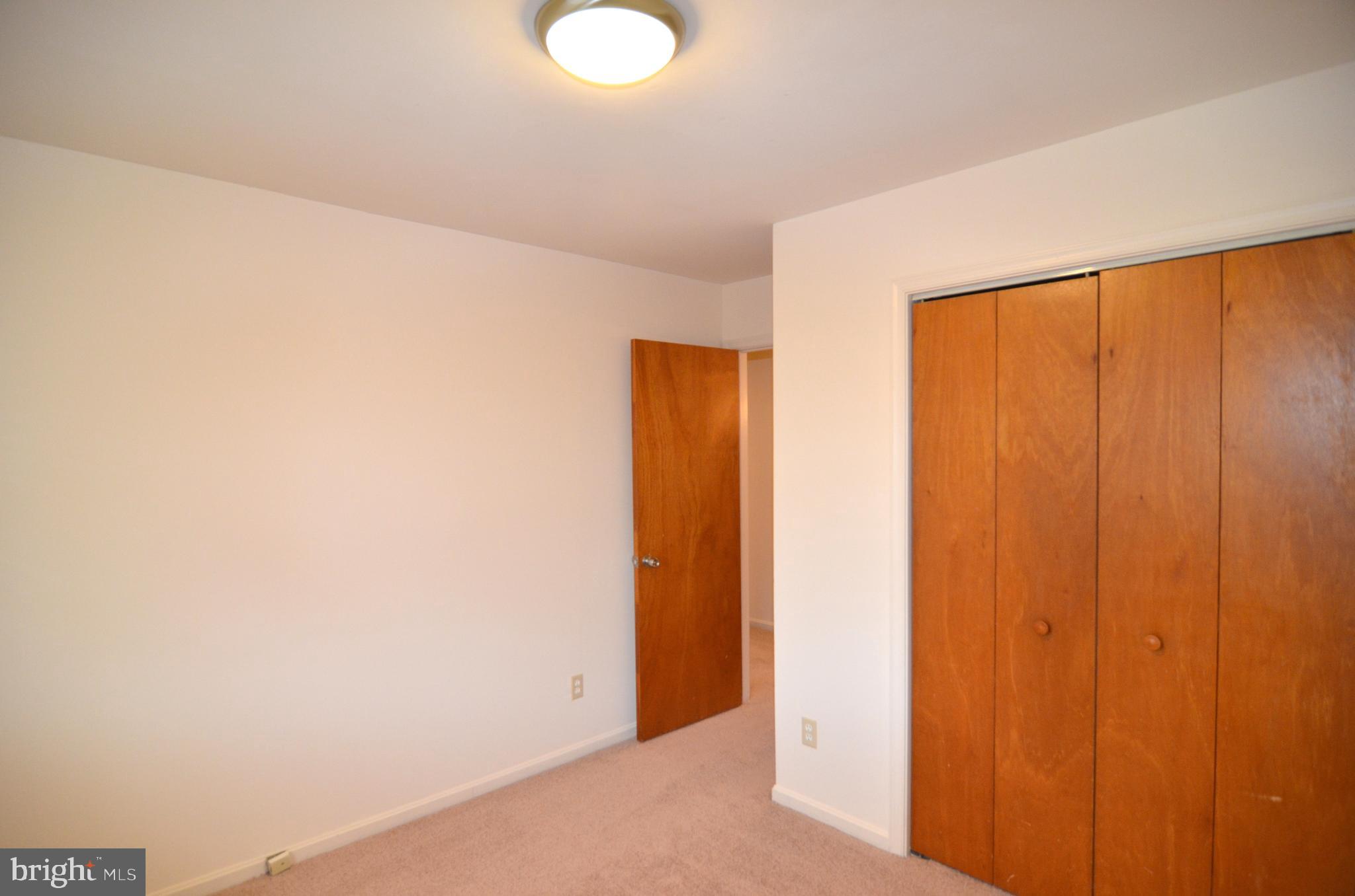 SPRING VALLEY - Residential Lease