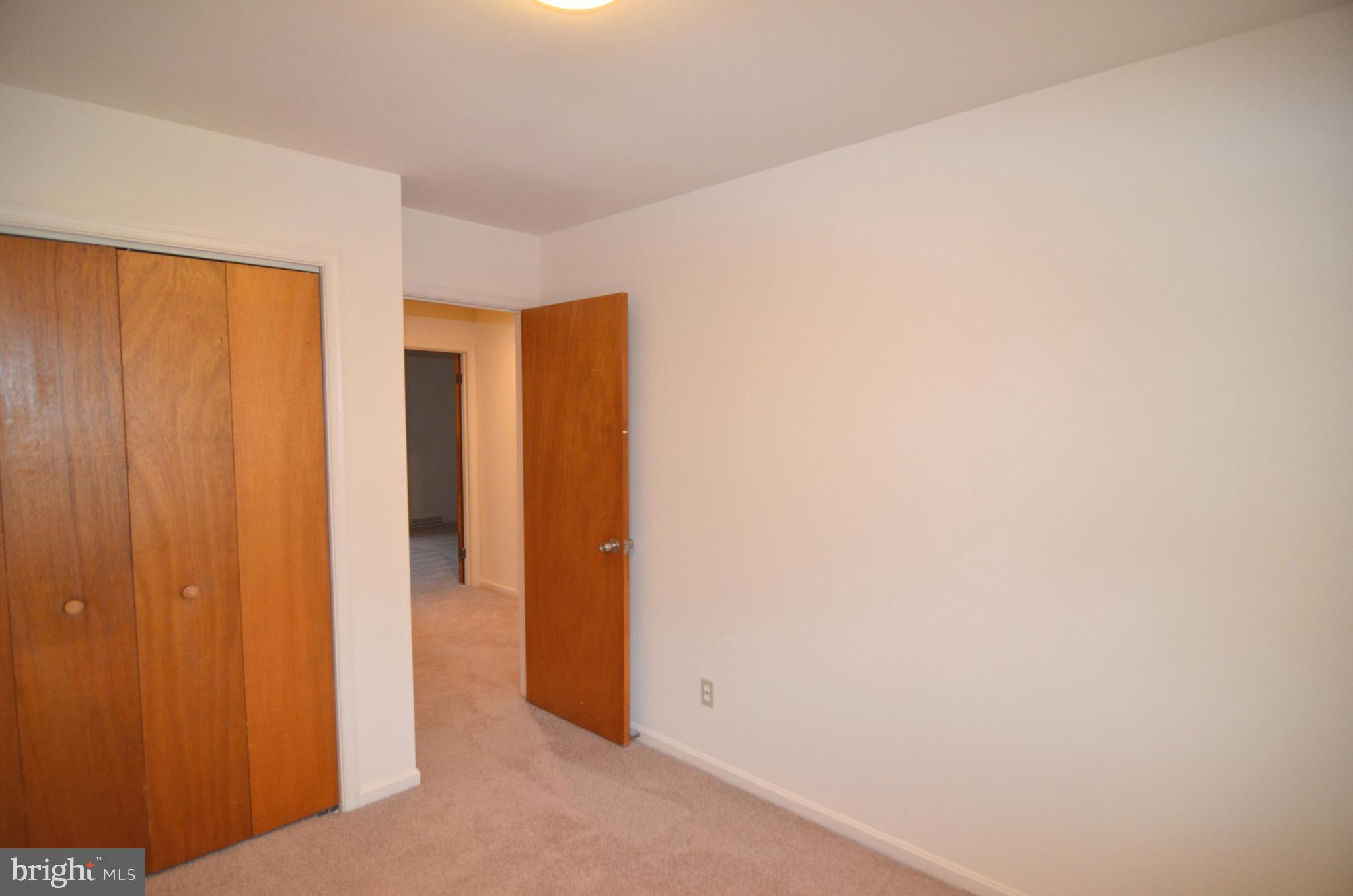 SPRING VALLEY - Residential Lease