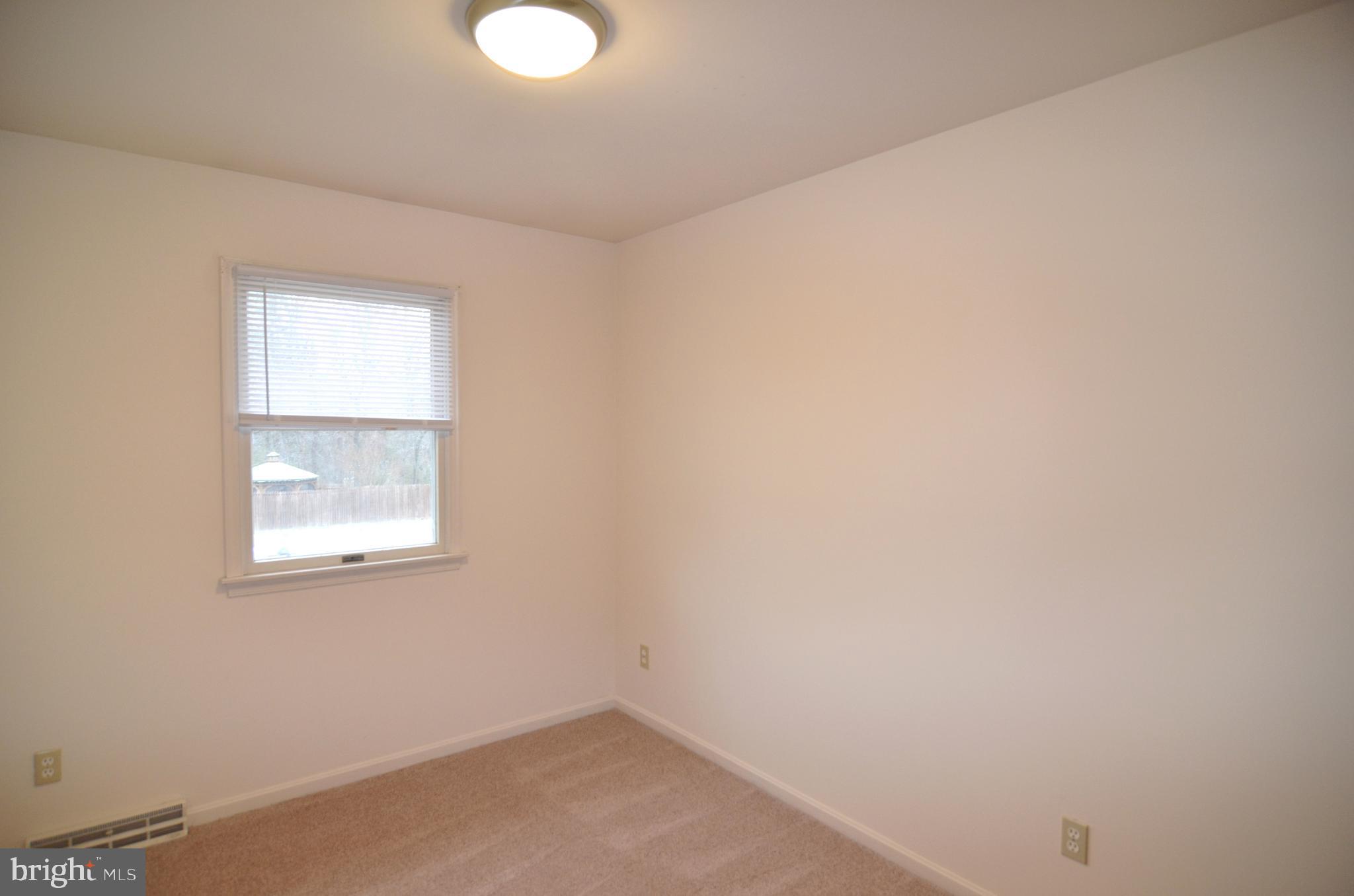 SPRING VALLEY - Residential Lease