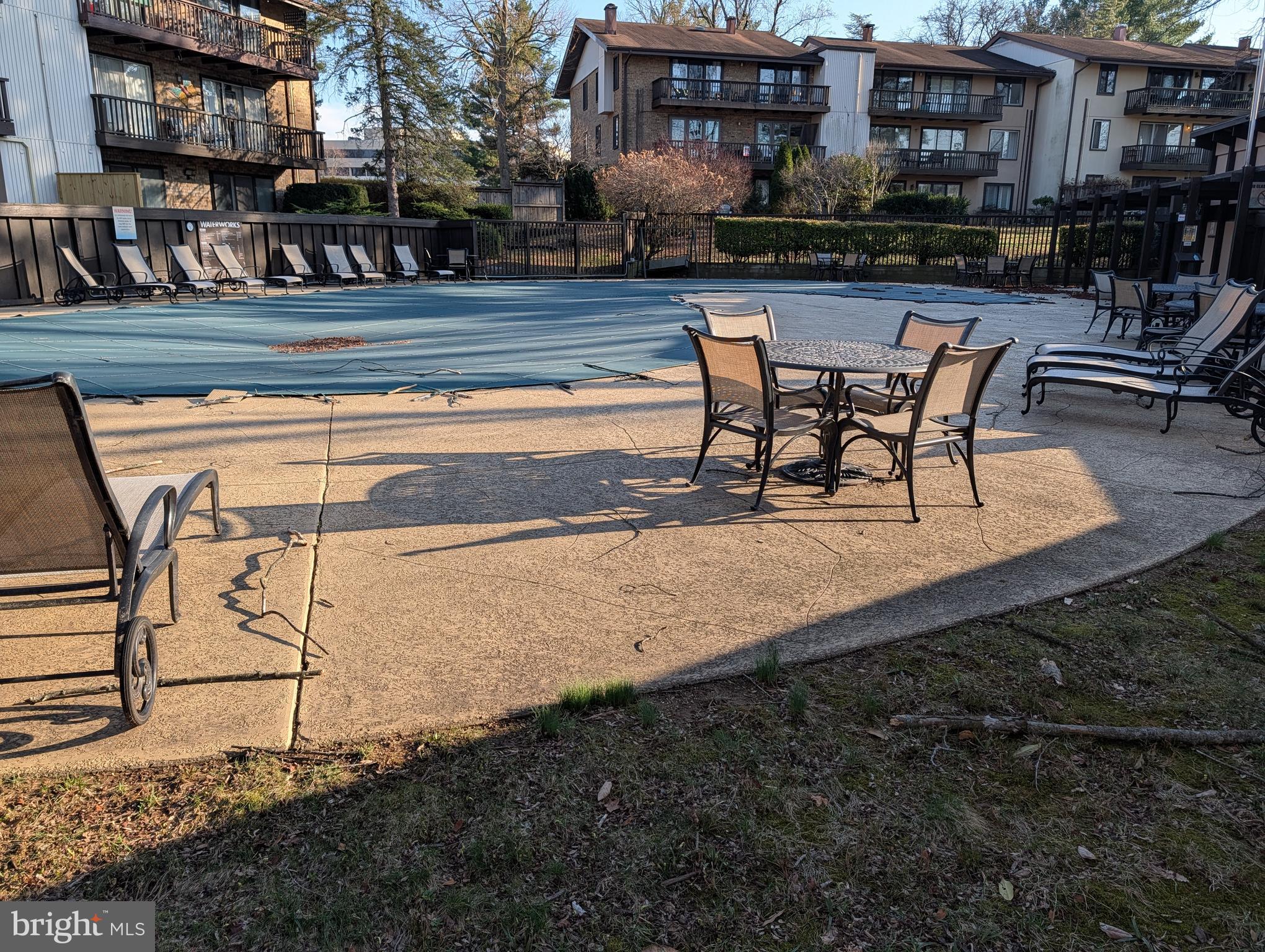 THE COVE - Residential