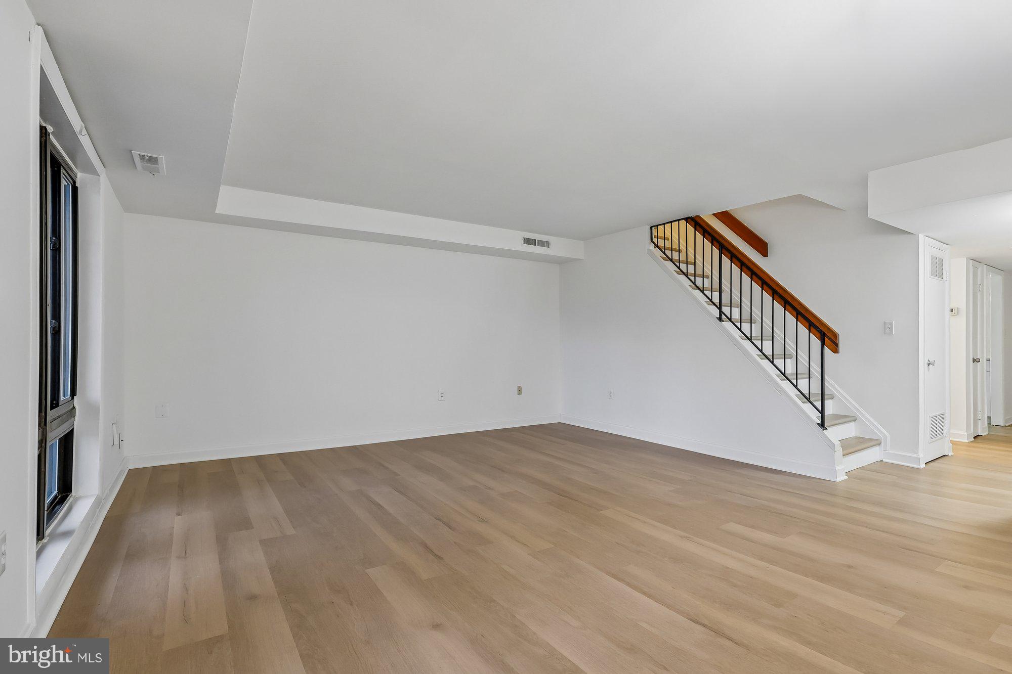 THE COVE - Residential