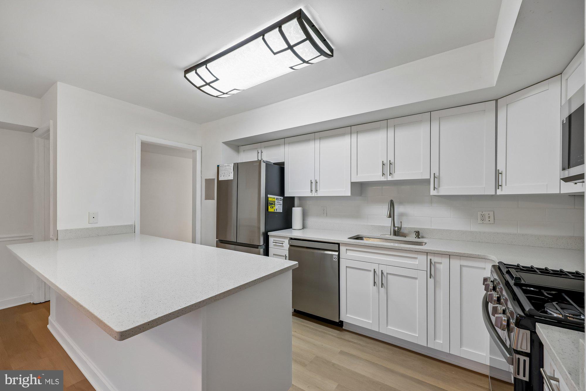 THE COVE - Residential