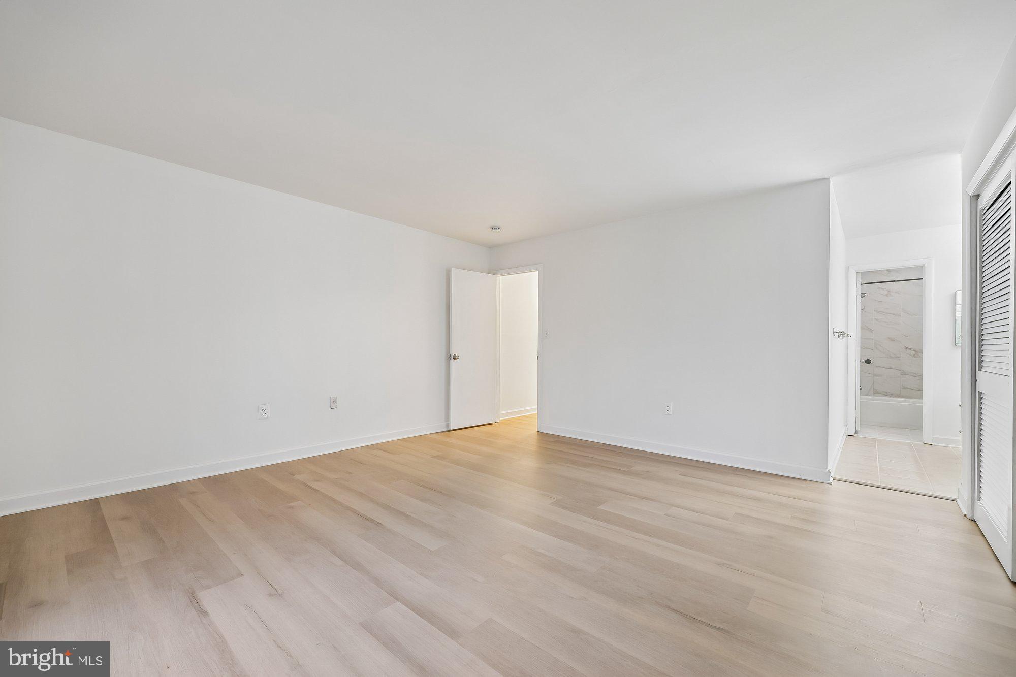 THE COVE - Residential