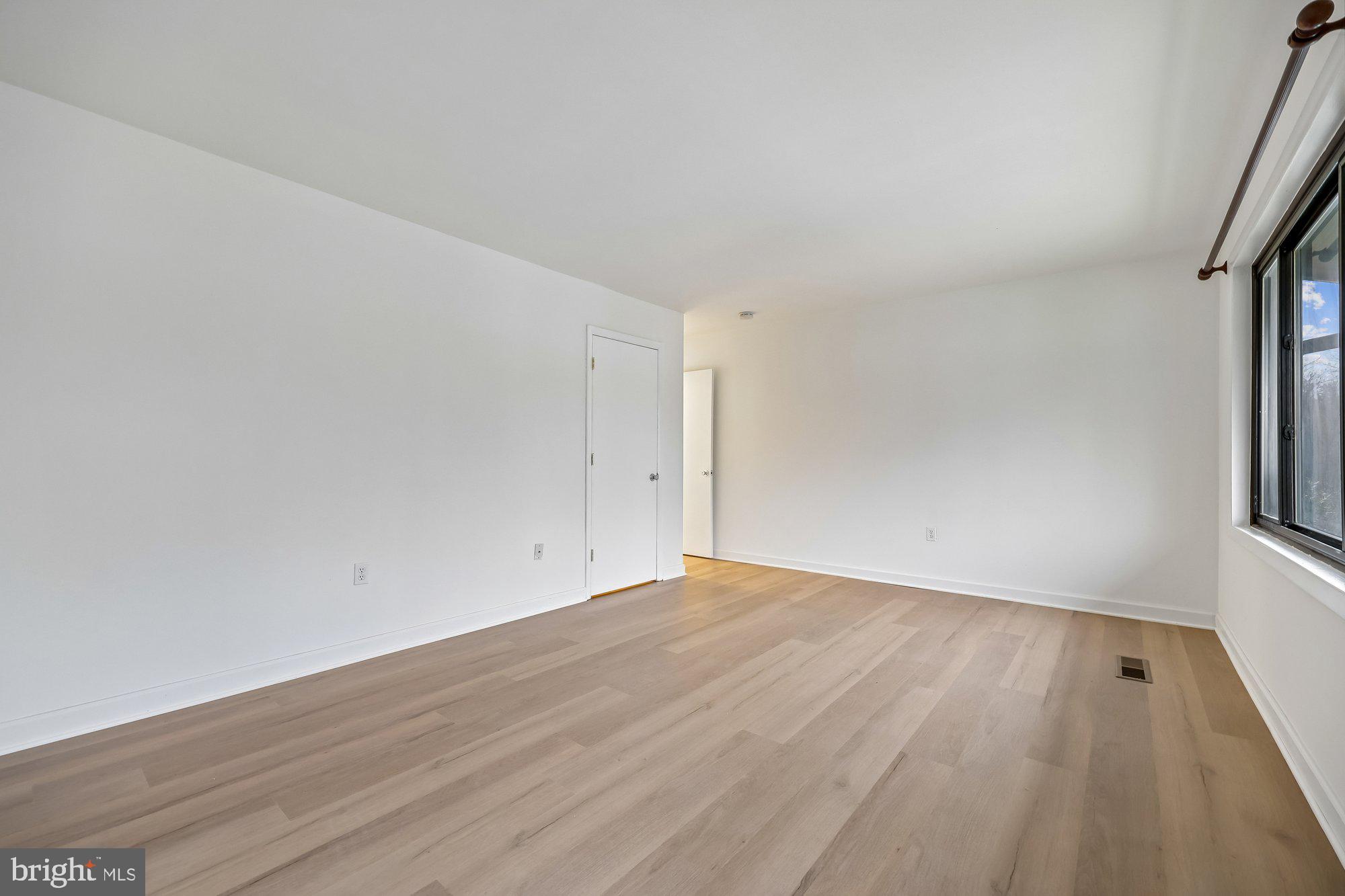 THE COVE - Residential