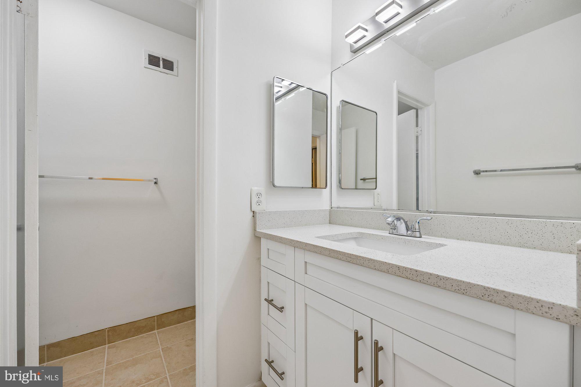 THE COVE - Residential