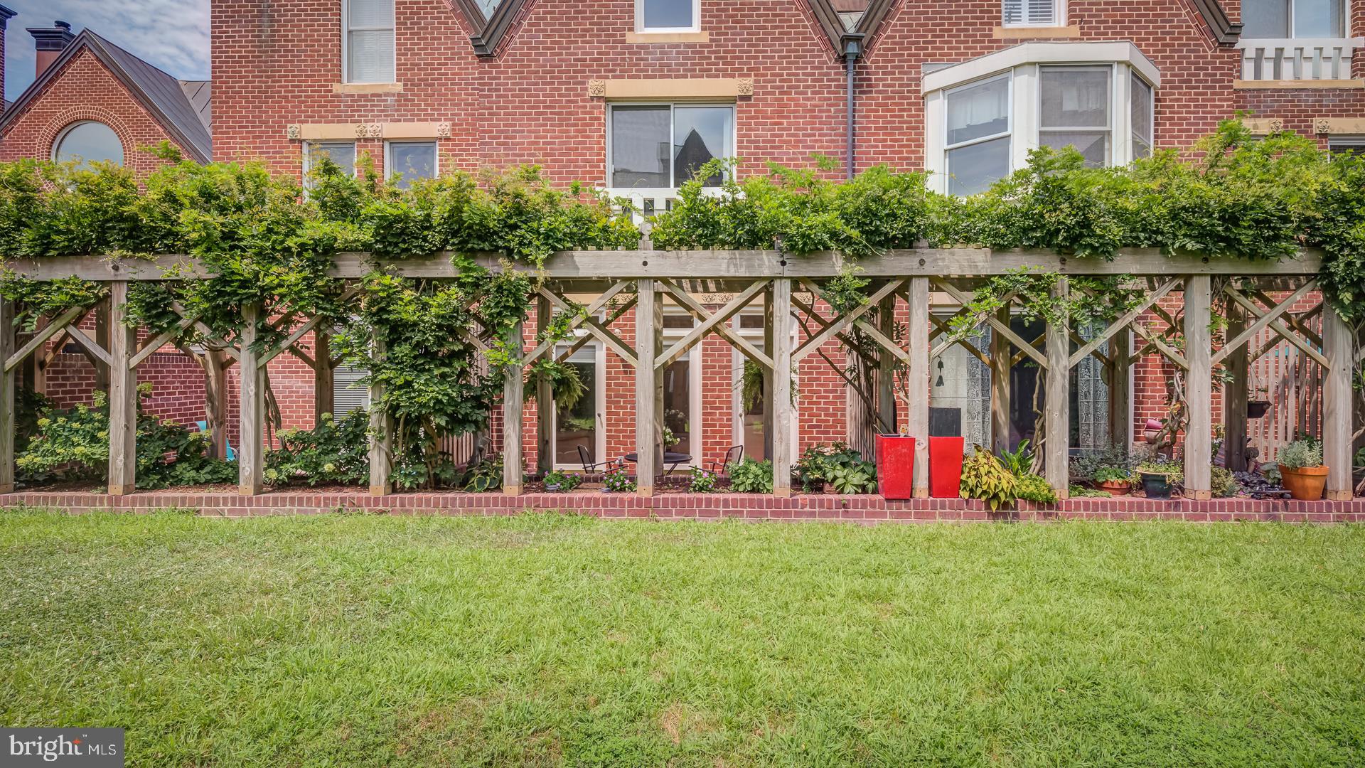 TORPEDO FACTORY - Residential