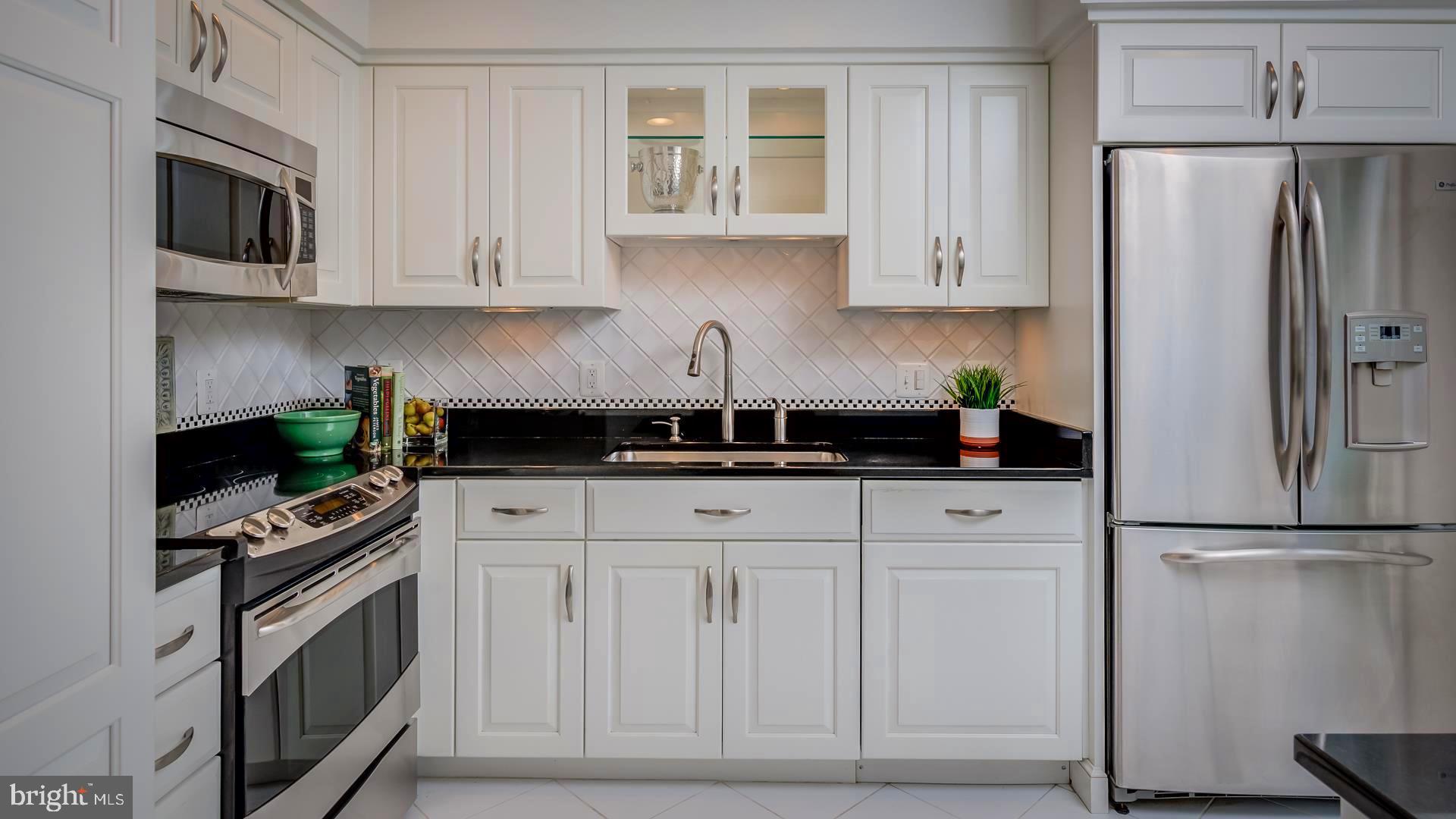 TORPEDO FACTORY - Residential