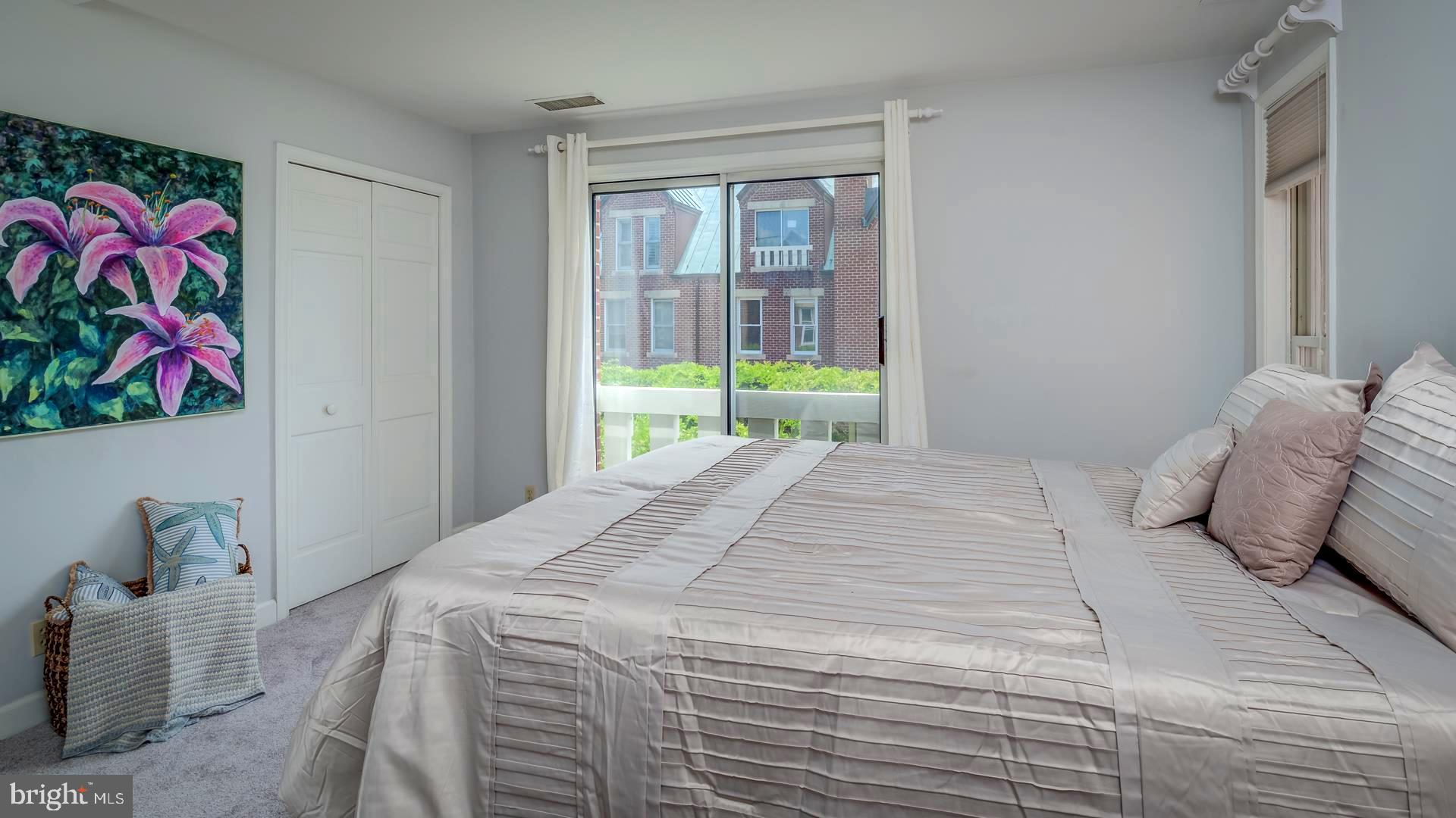 TORPEDO FACTORY - Residential