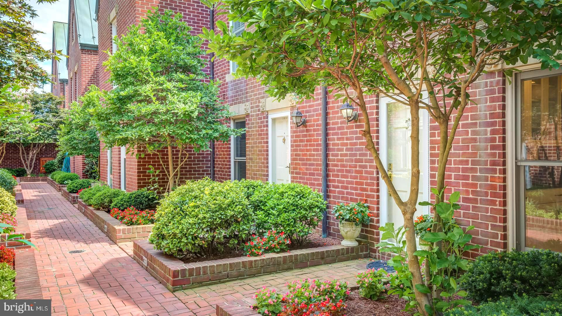 TORPEDO FACTORY - Residential