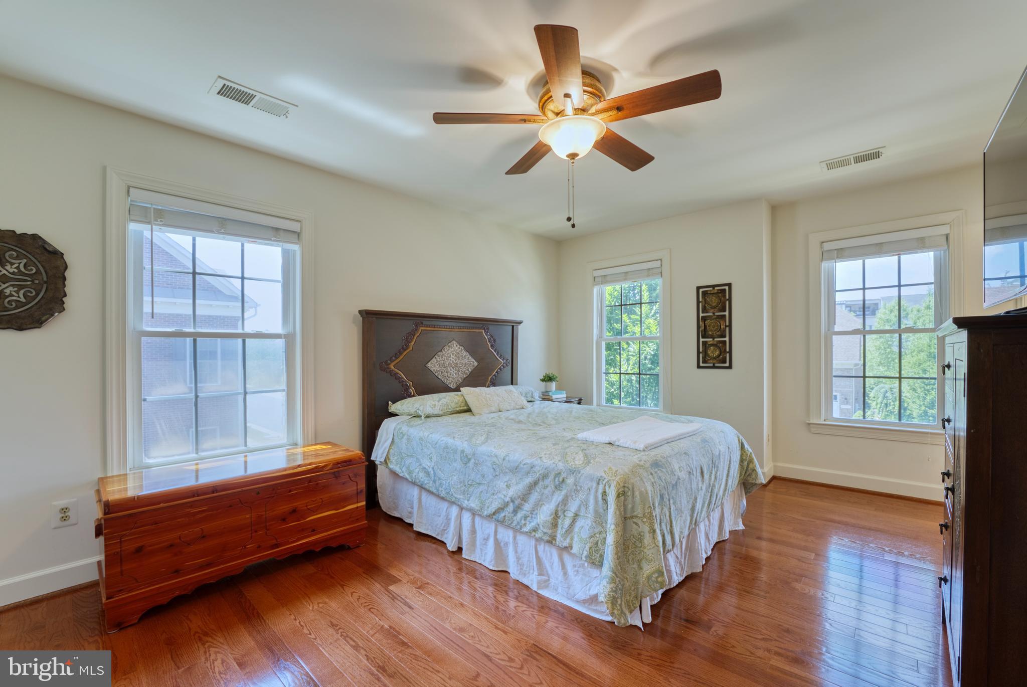 BRAMBLETON LANDBAY - Residential