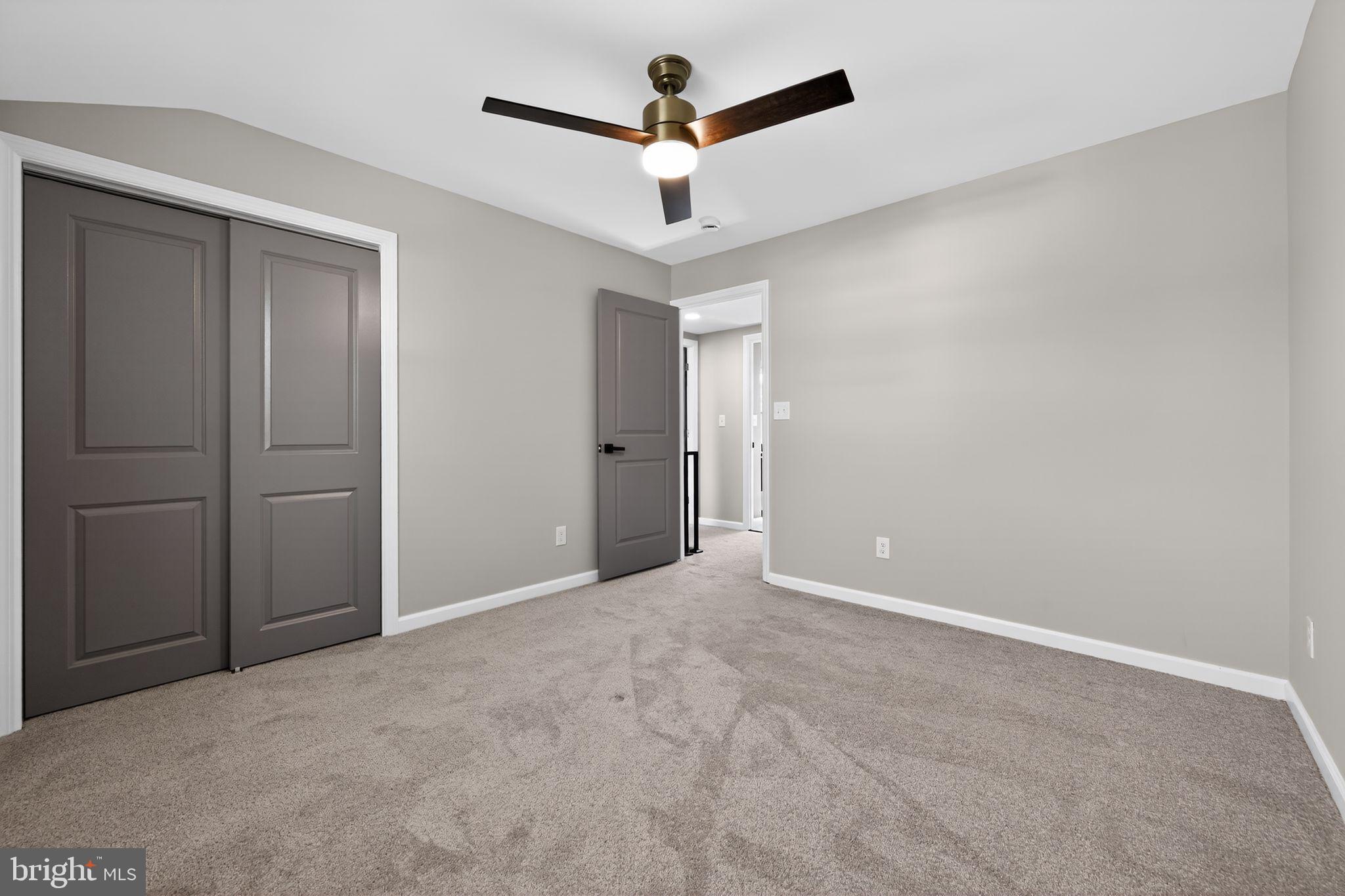 WILLOW MANOR FARMS - Residential