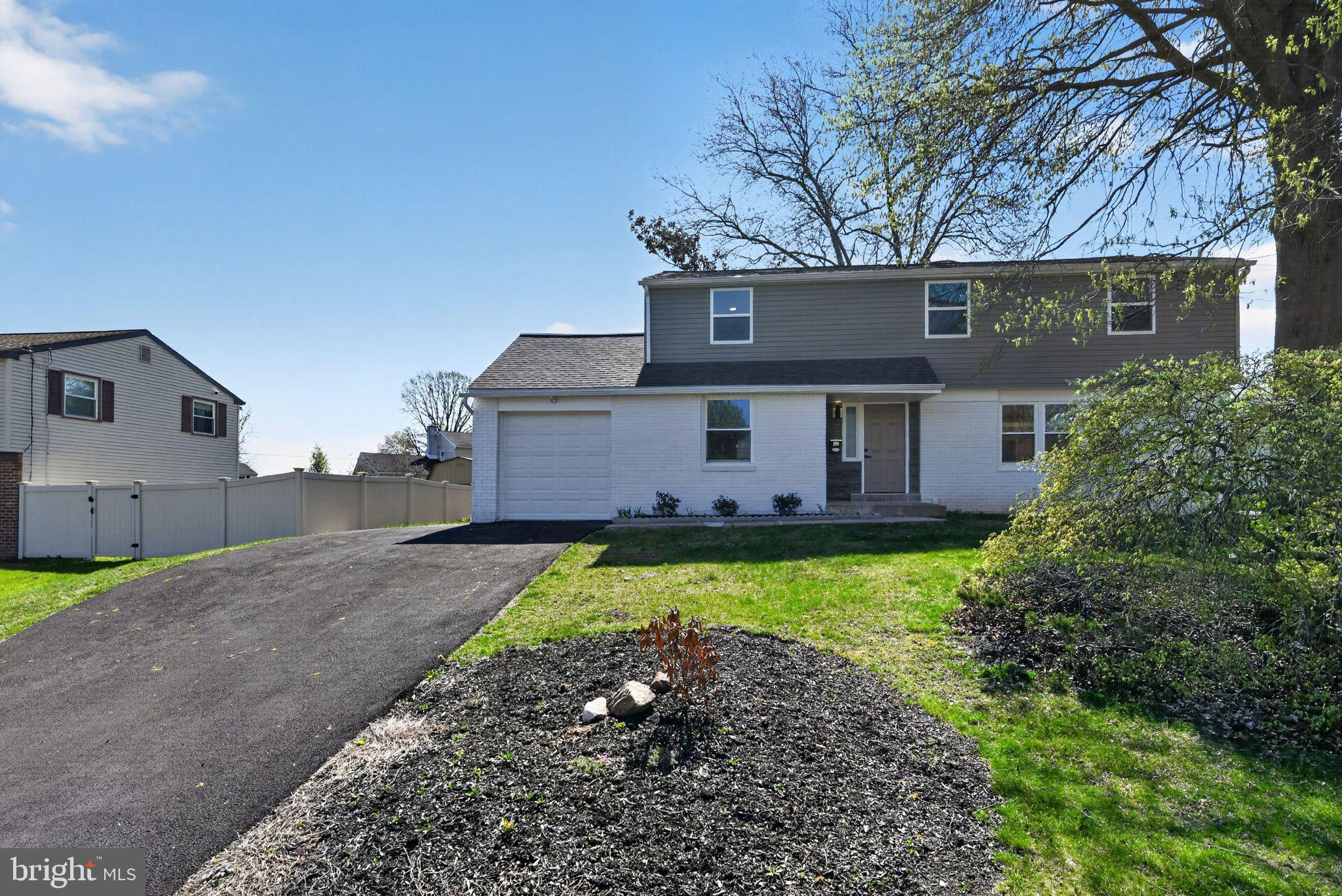 WILLOW MANOR FARMS - Residential