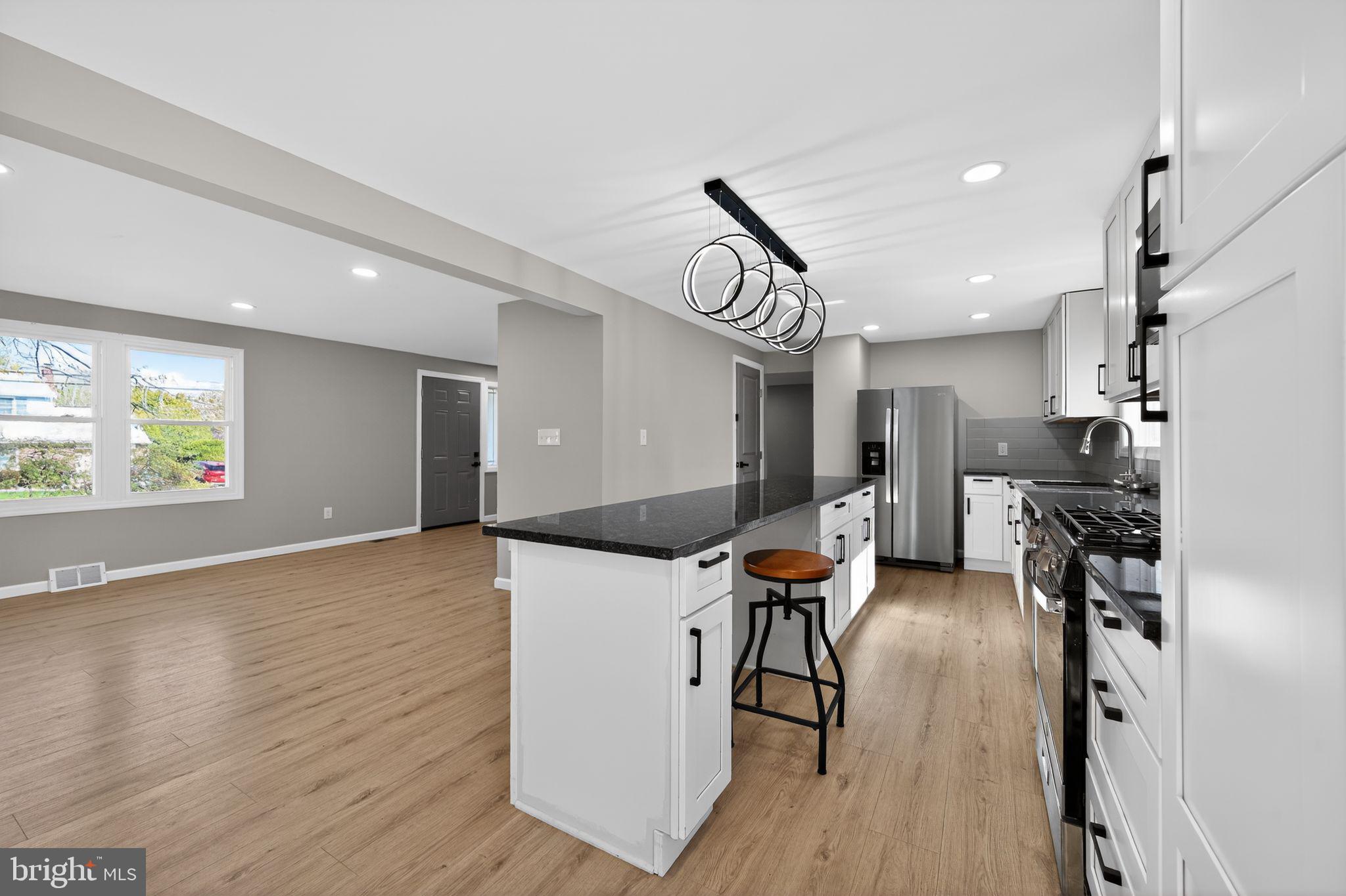 WILLOW MANOR FARMS - Residential