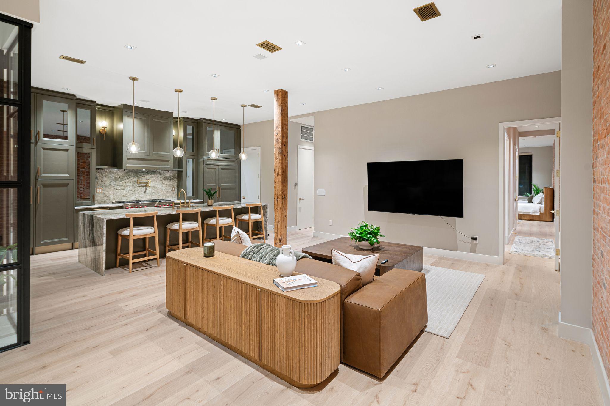 RITTENHOUSE SQUARE - Residential