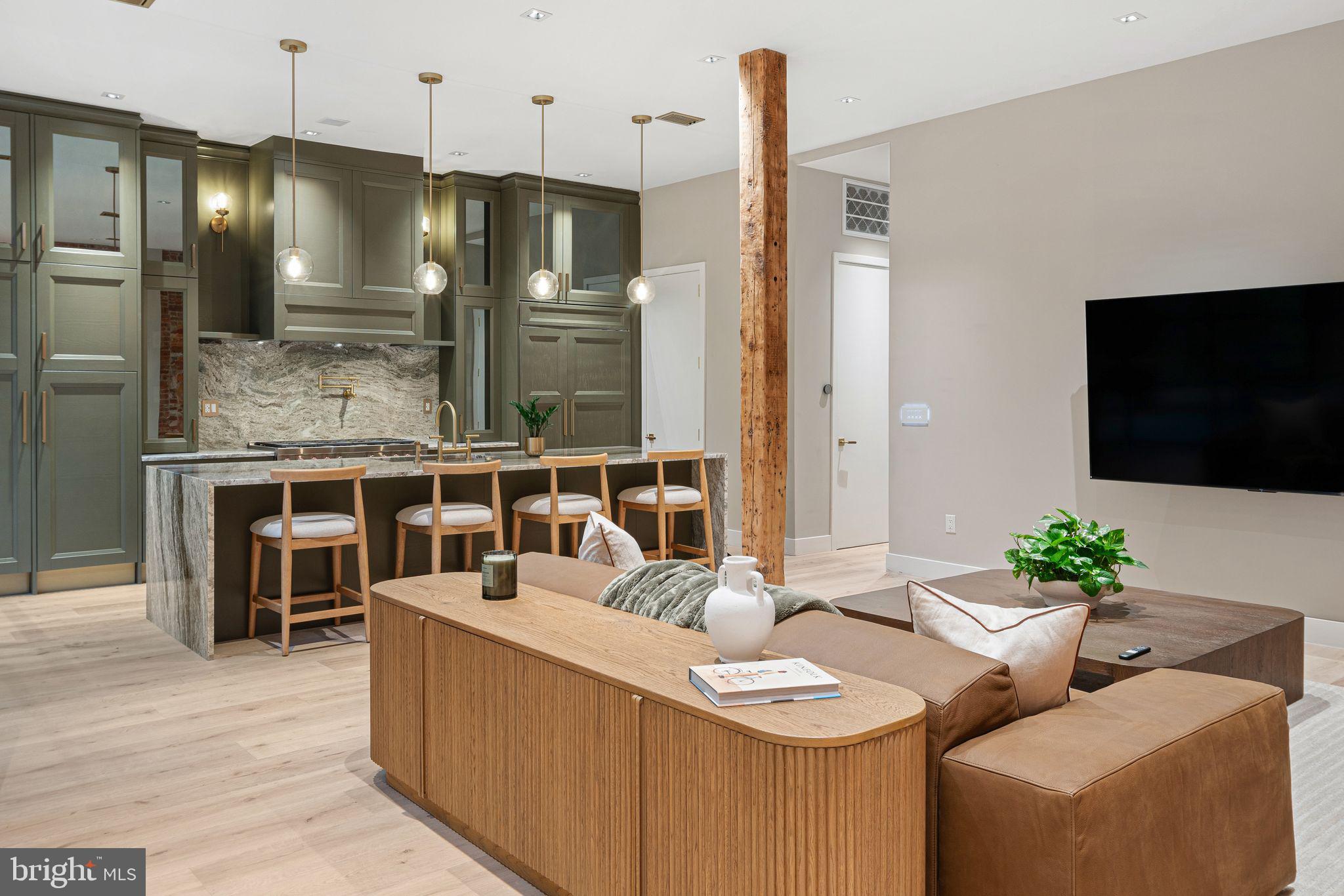 RITTENHOUSE SQUARE - Residential