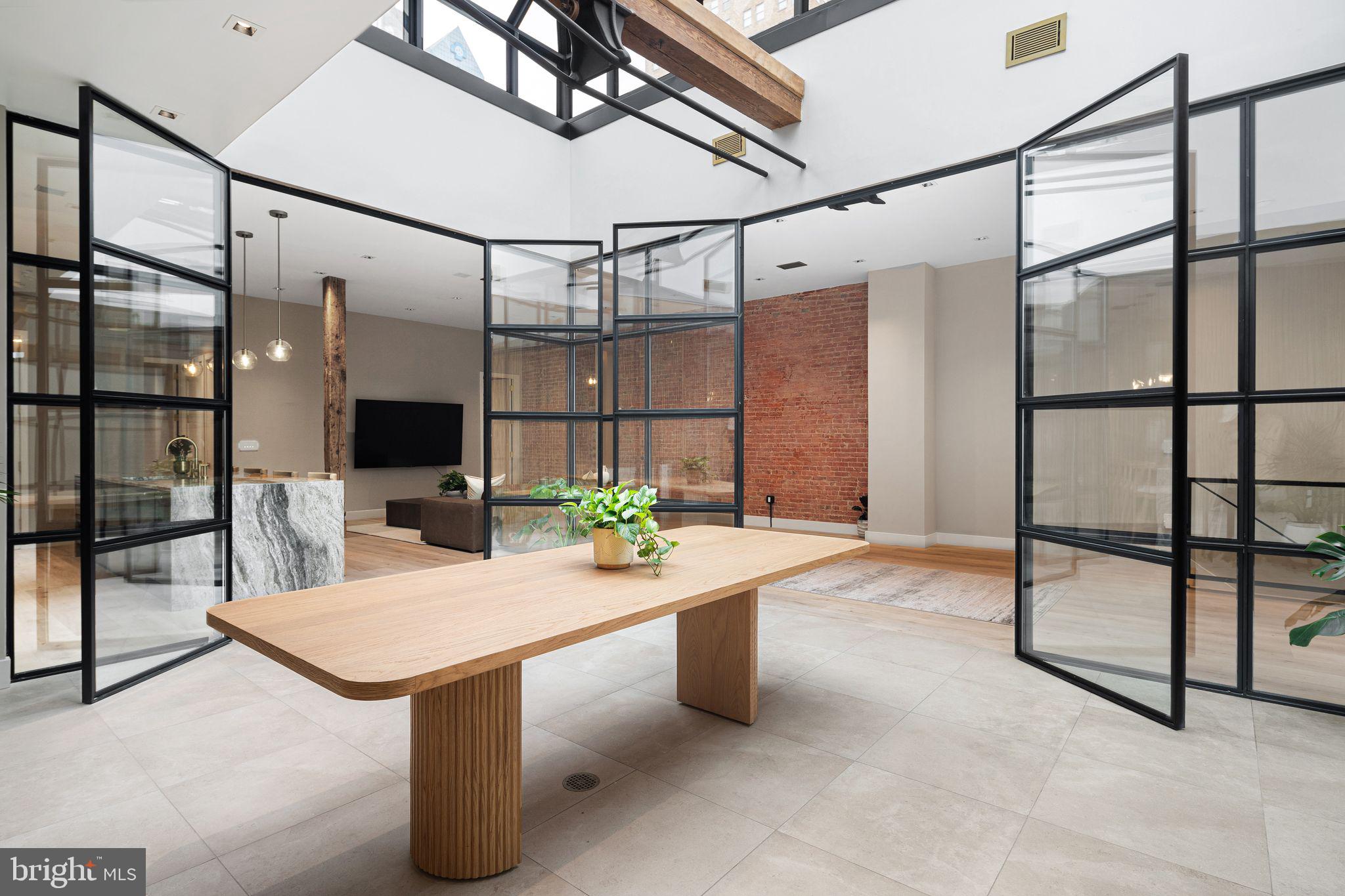 RITTENHOUSE SQUARE - Residential