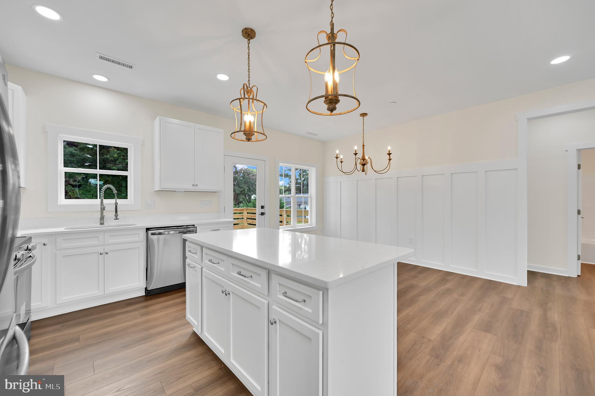 HOLLY HILL - Residential