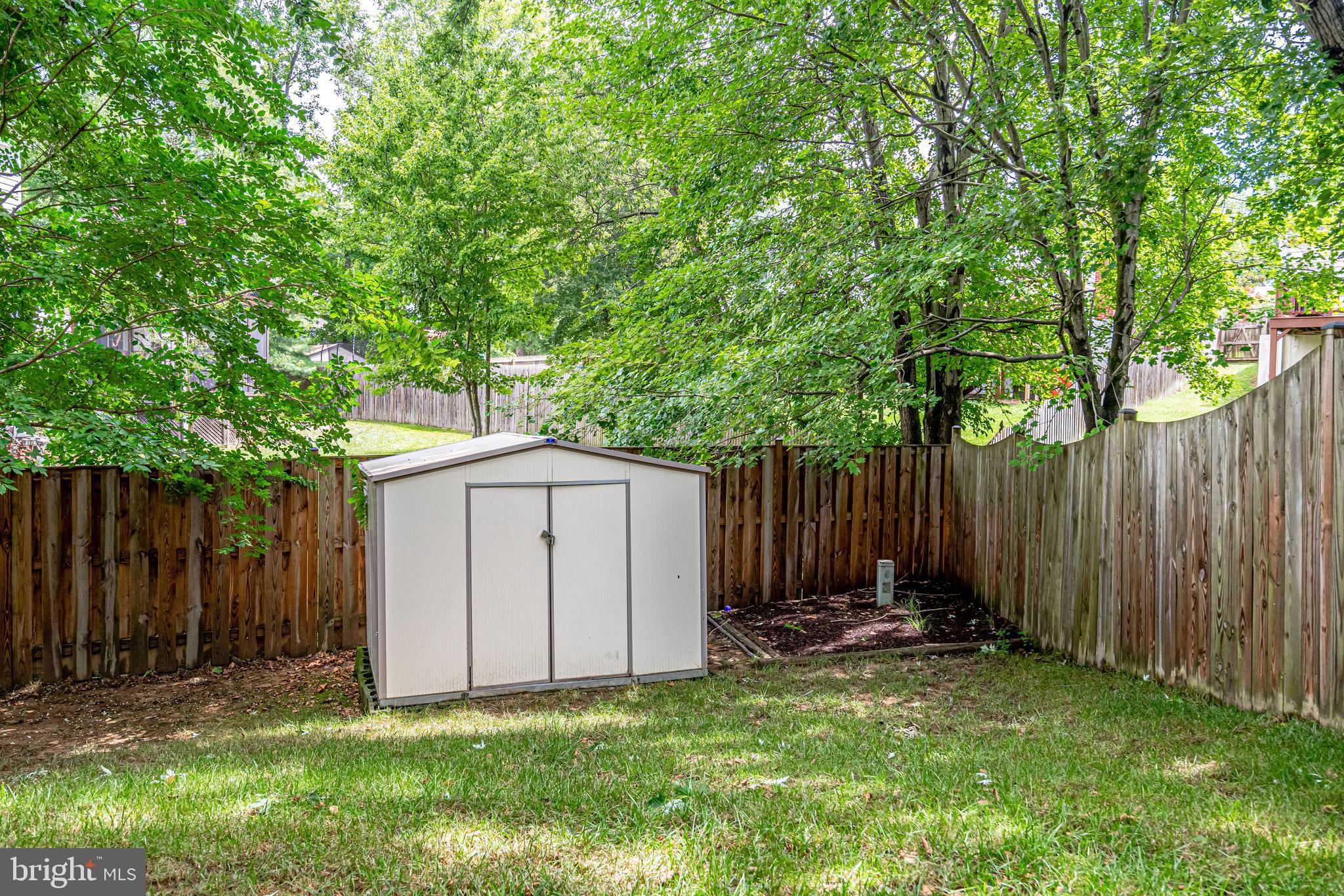 HENSLEY ESTATE - Residential