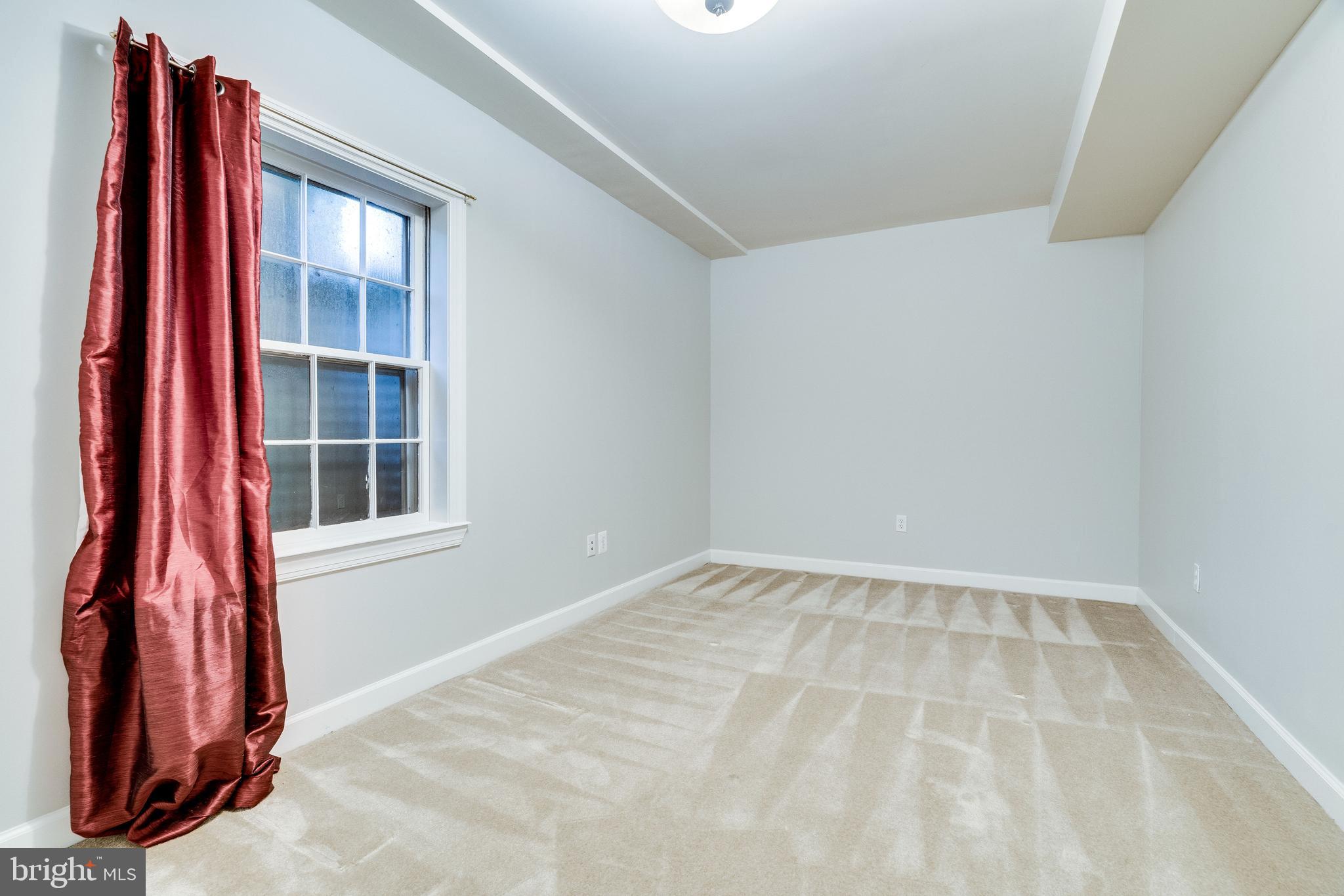 HENSLEY ESTATE - Residential