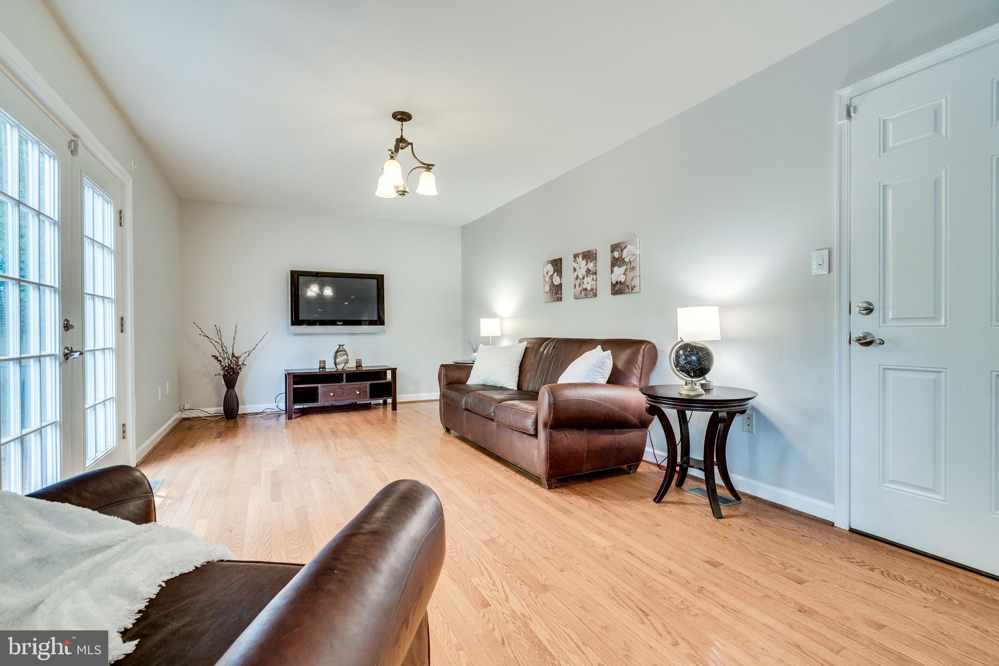 HENSLEY ESTATE - Residential