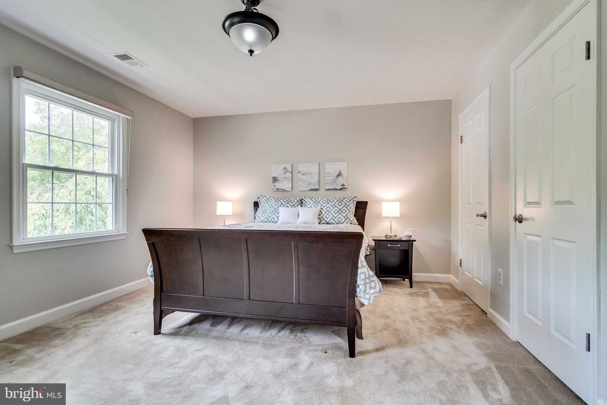 HENSLEY ESTATE - Residential