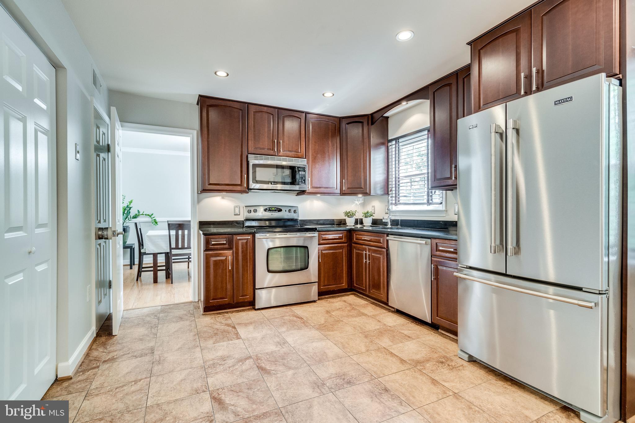 HENSLEY ESTATE - Residential