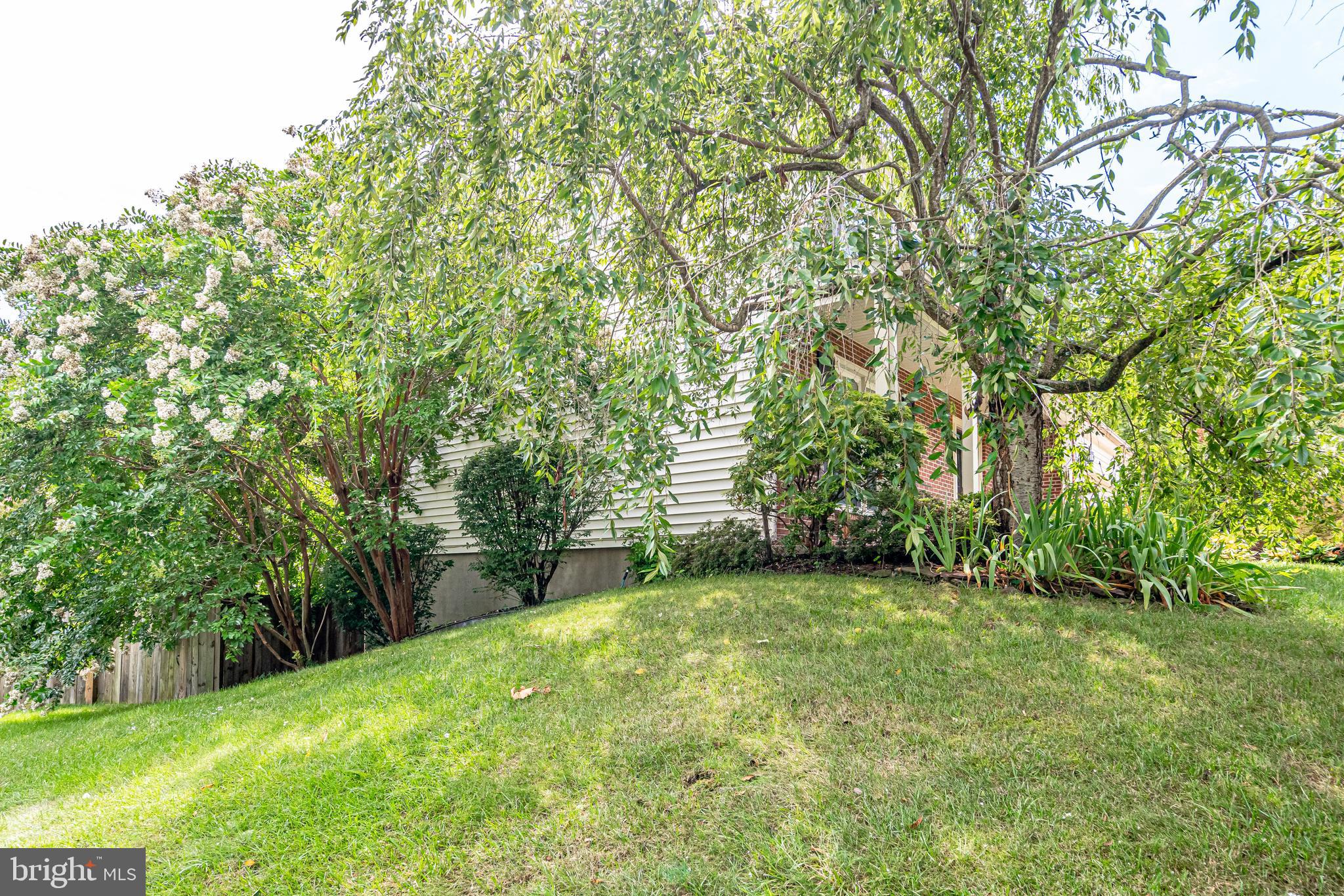 HENSLEY ESTATE - Residential