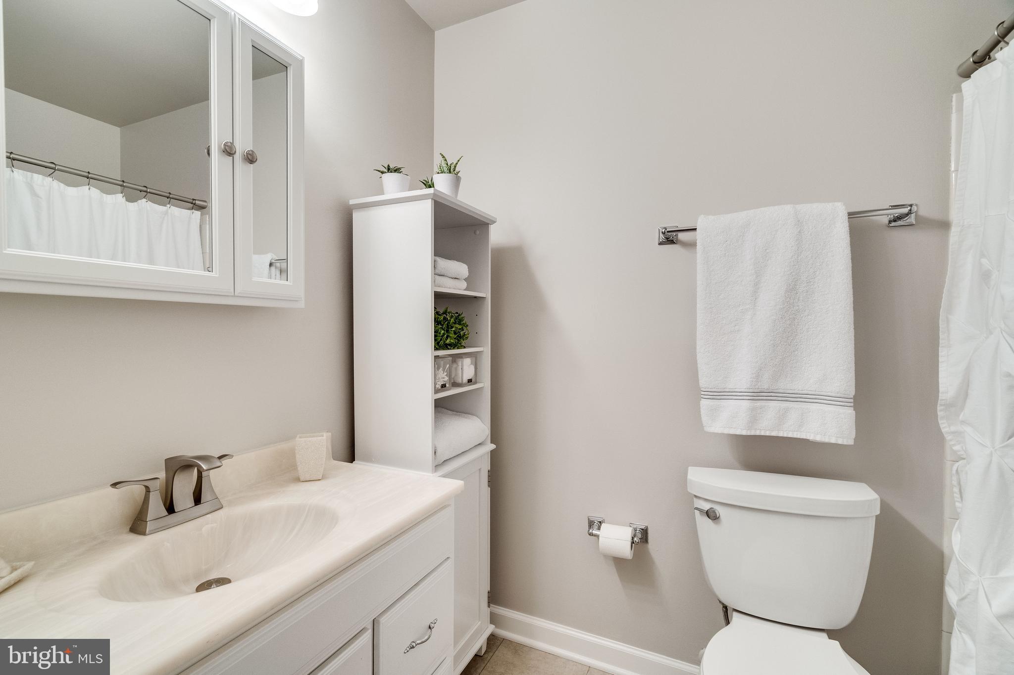 HENSLEY ESTATE - Residential