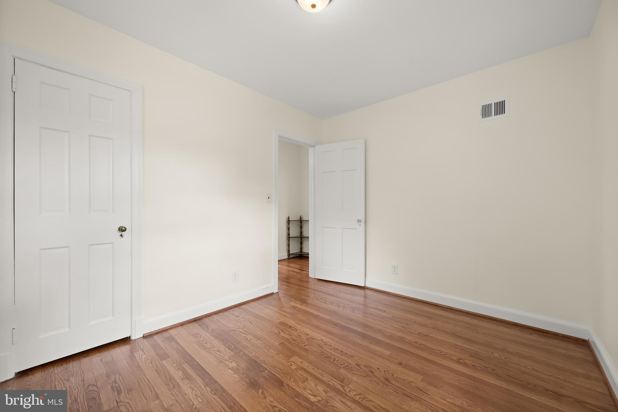 TAKOMA PARK - Residential