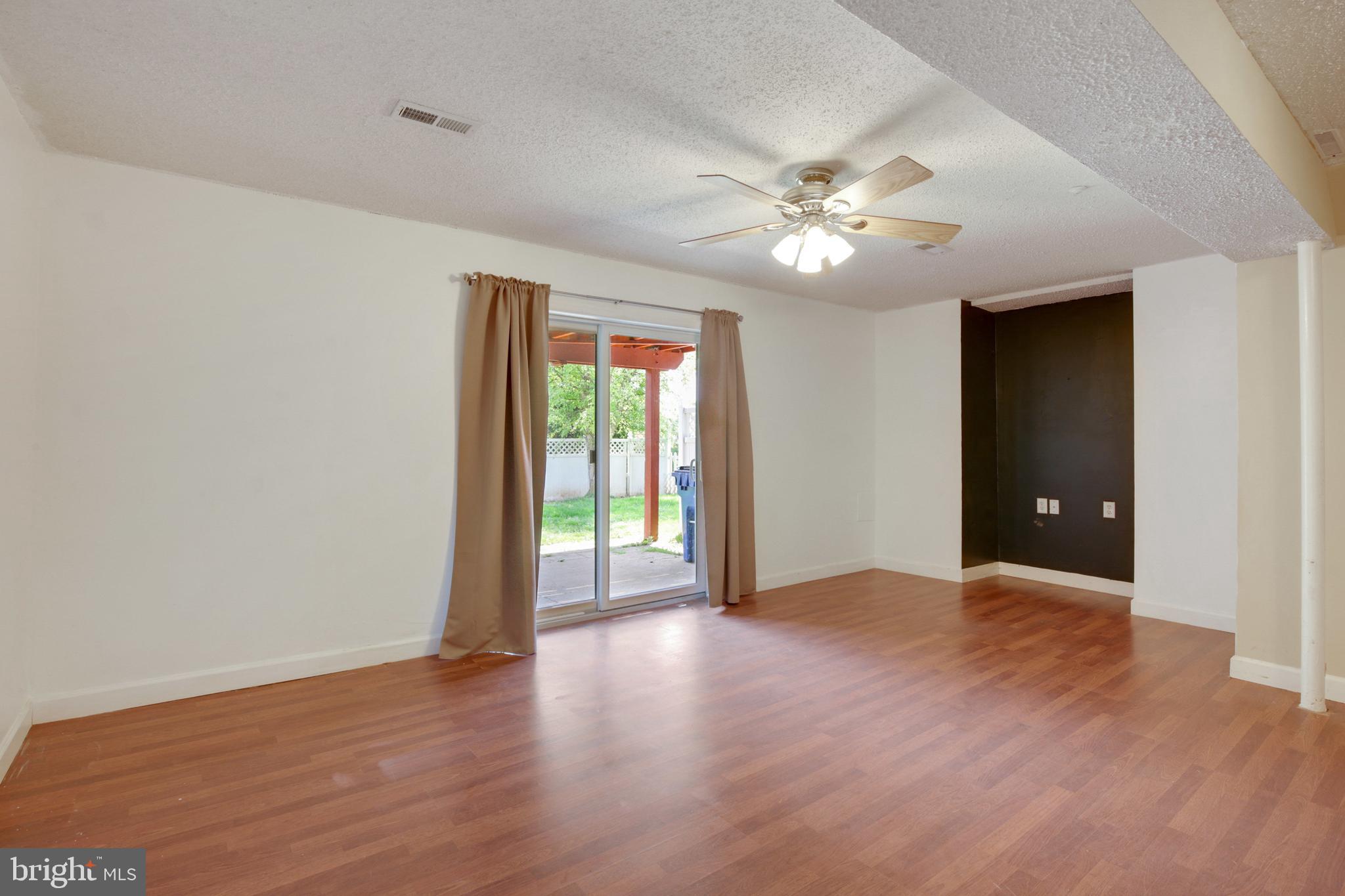 PINEY RIDGE VILLAGE - Residential